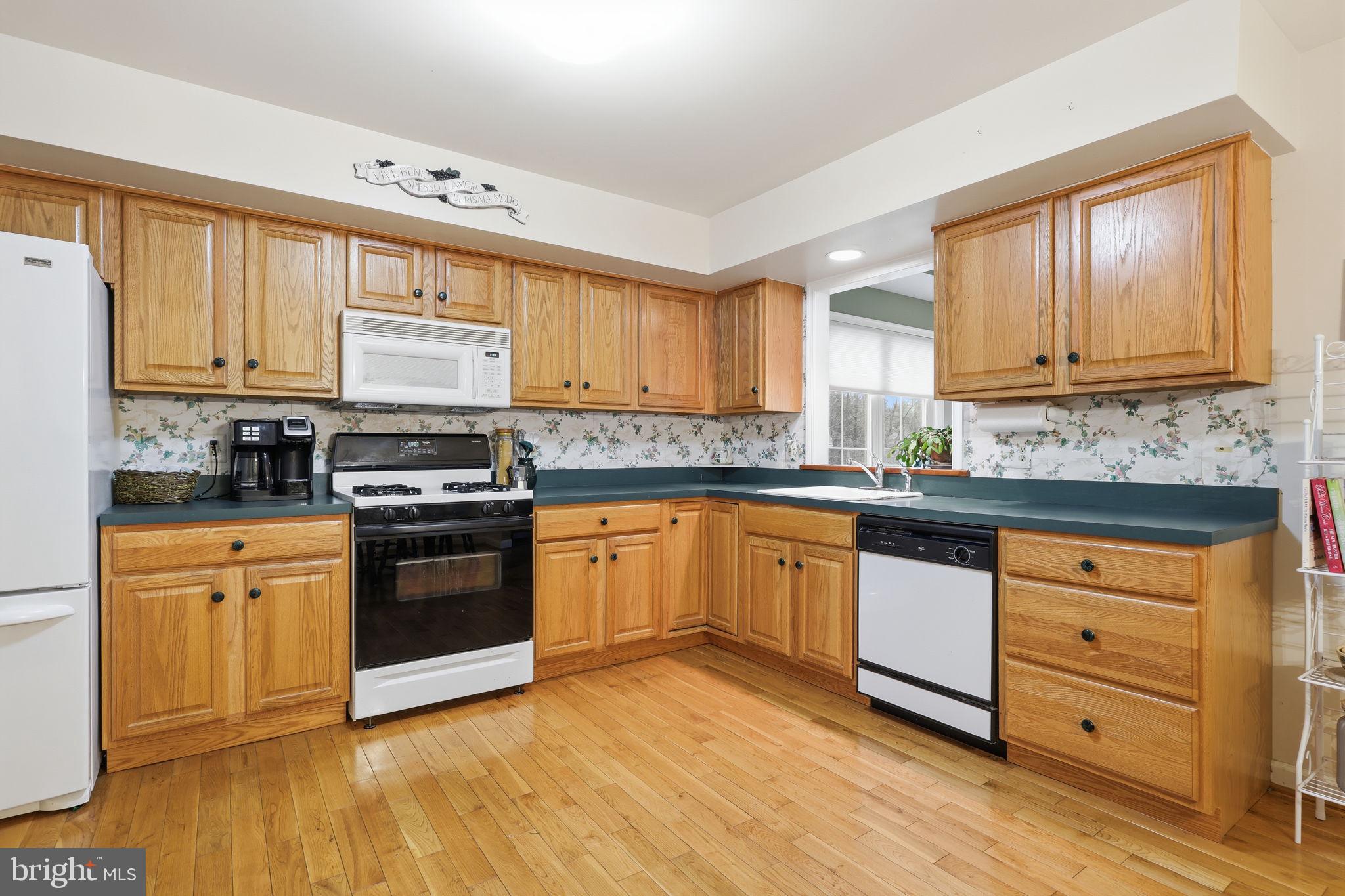 YORKTOWN - Residential