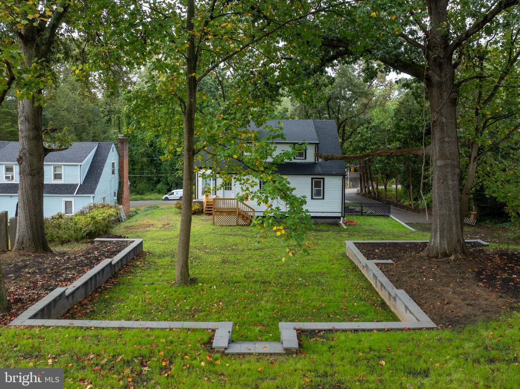 WEST ANNAPOLIS - Residential