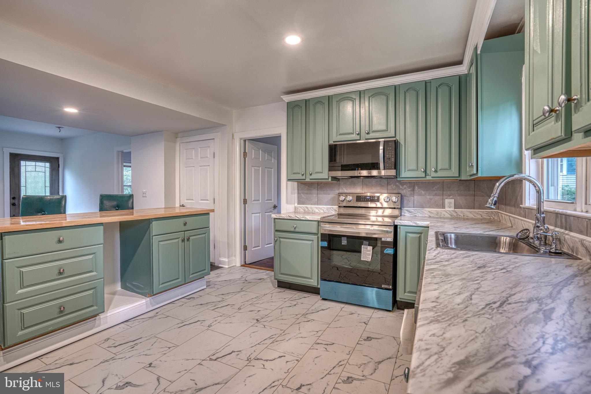 WEST ANNAPOLIS - Residential