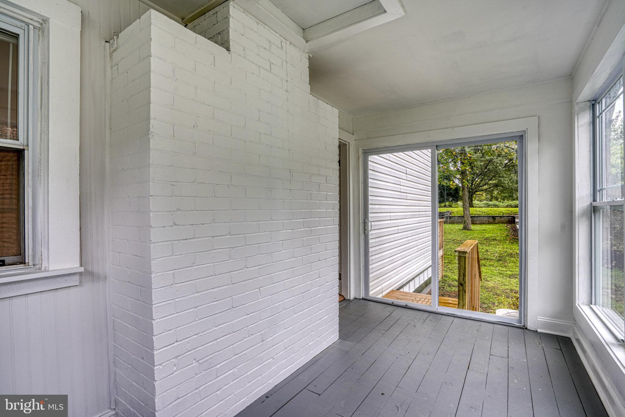 WEST ANNAPOLIS - Residential