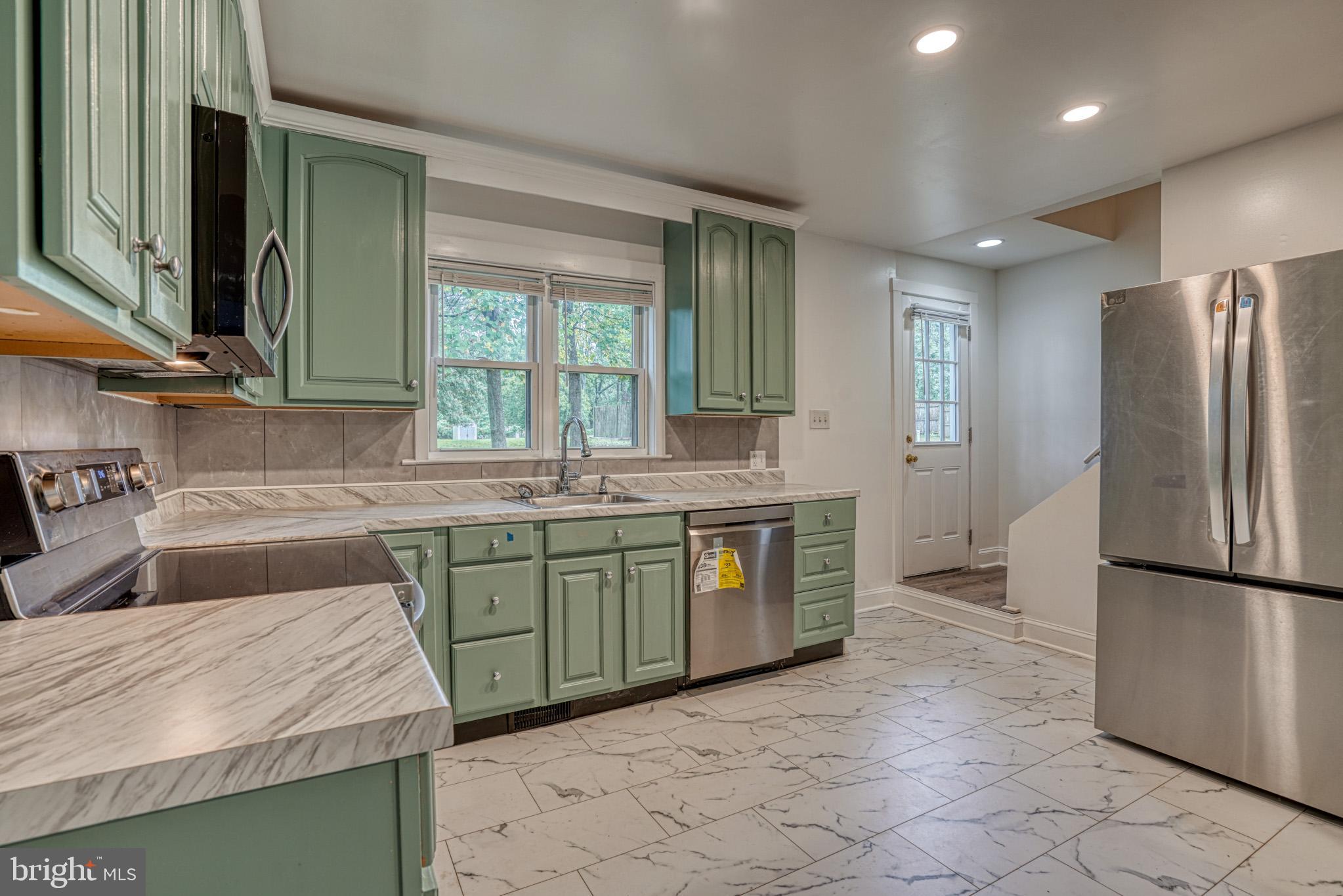 WEST ANNAPOLIS - Residential