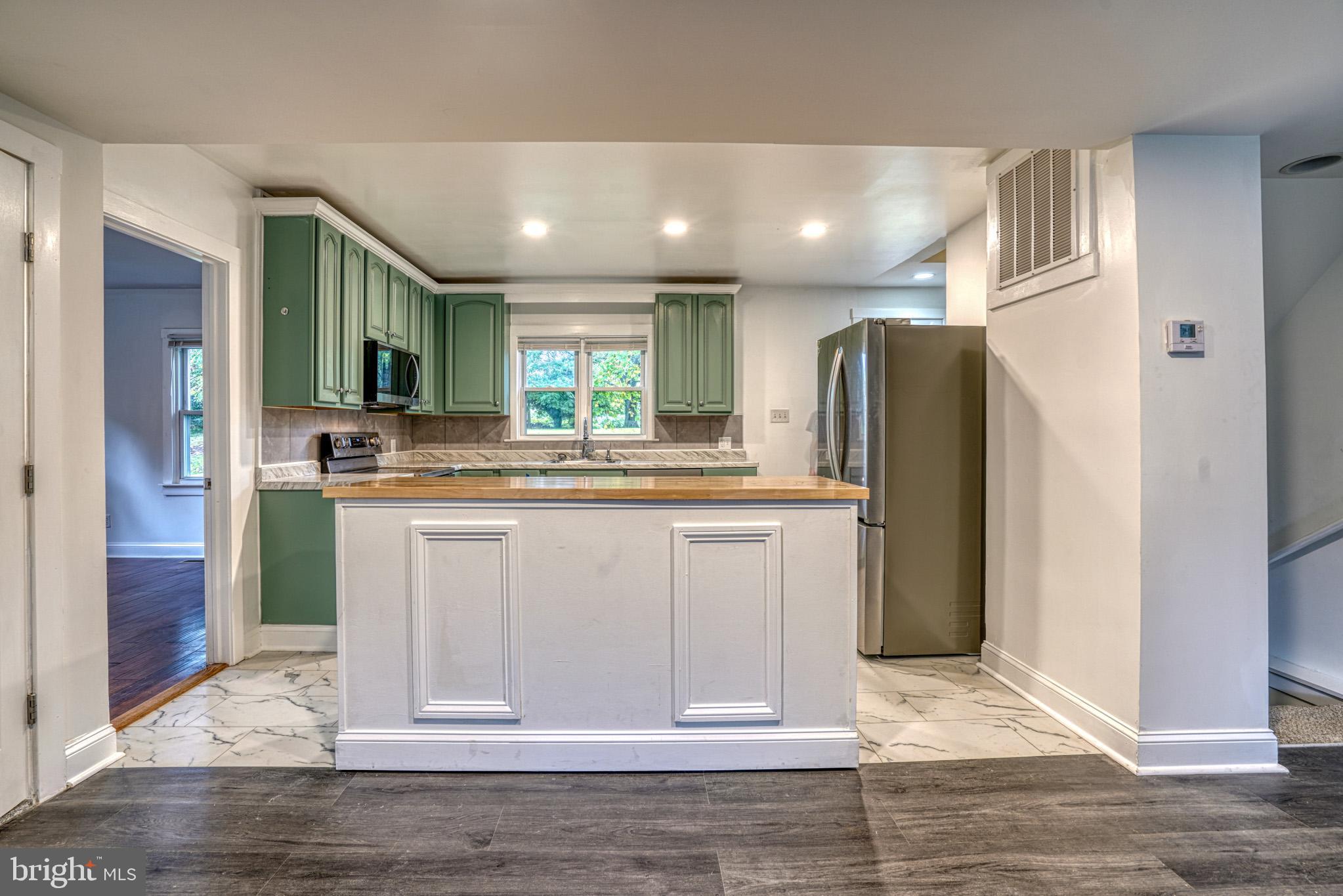 WEST ANNAPOLIS - Residential