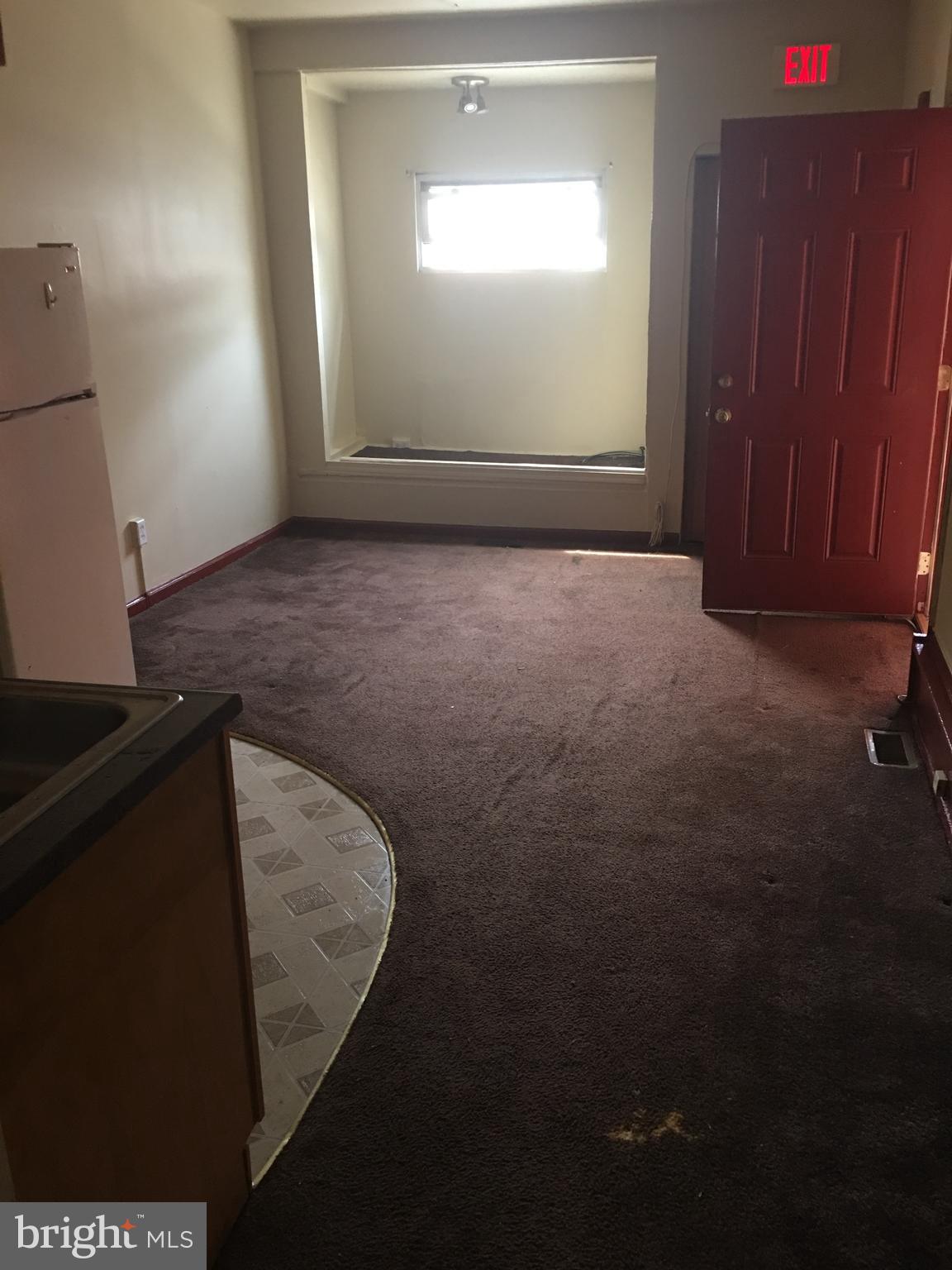 GERMANTOWN - Commercial Sale