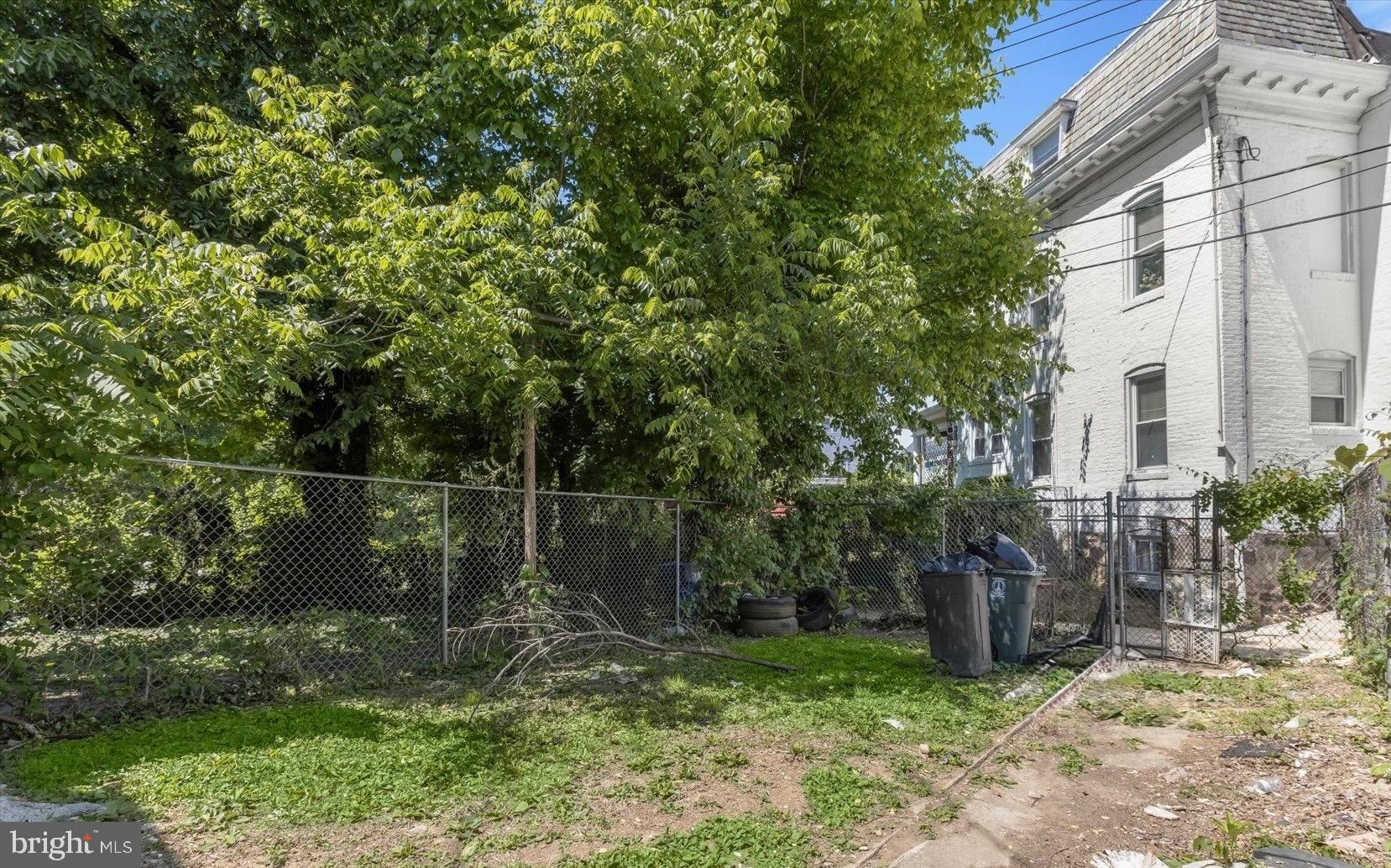 WEST BALTIMORE - Residential