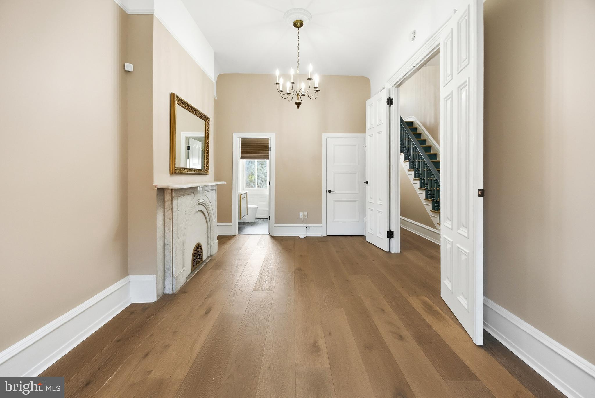 FAIRMOUNT - Residential