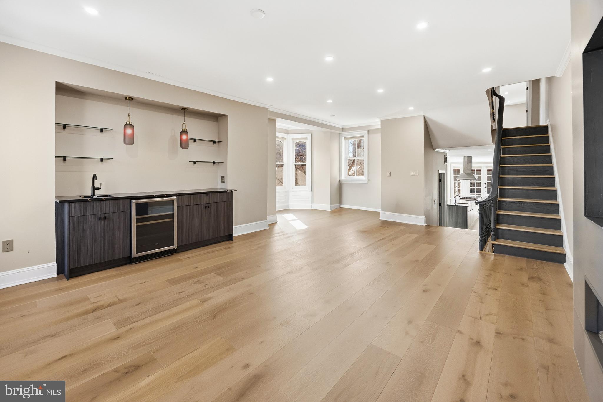 FAIRMOUNT - Residential