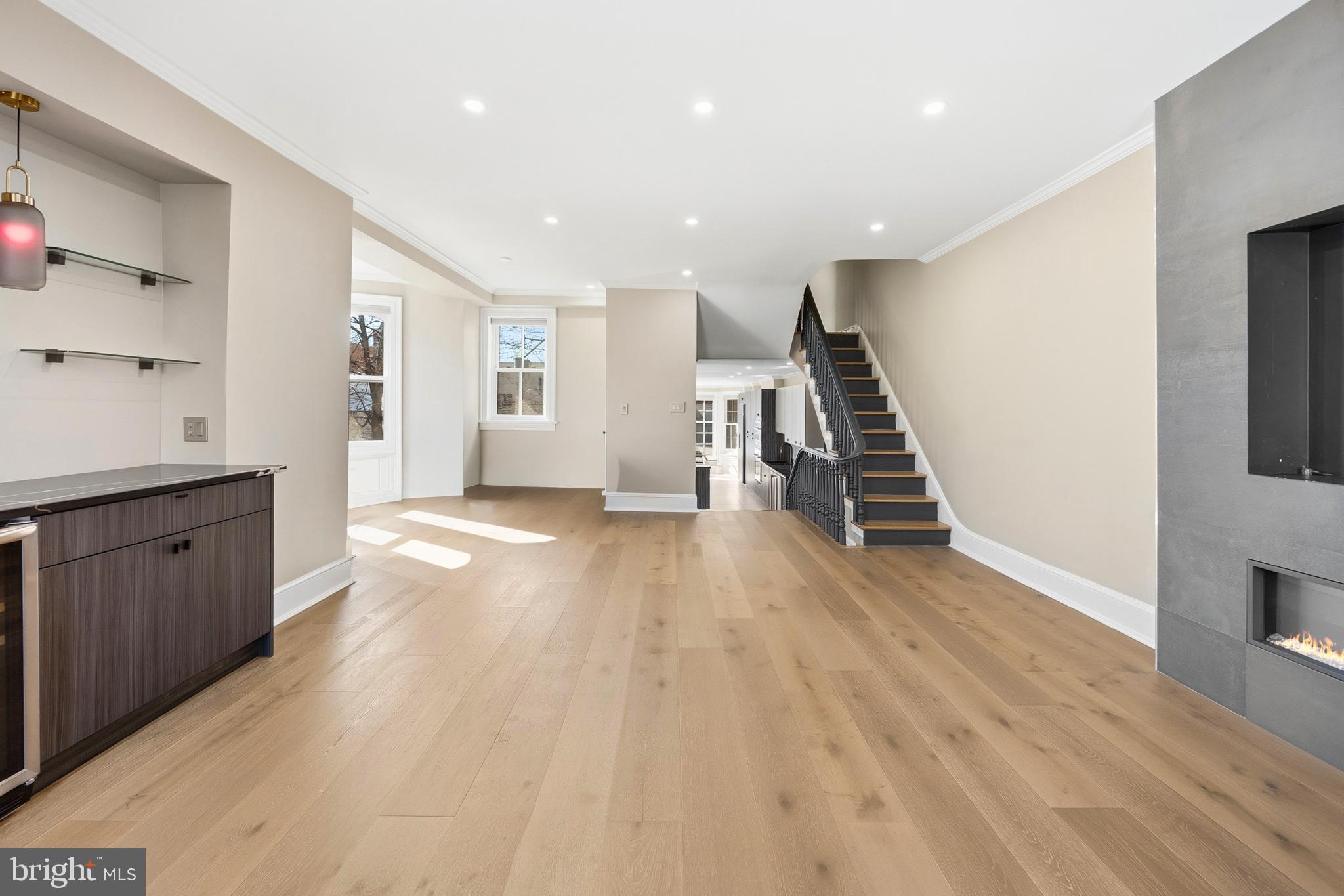 FAIRMOUNT - Residential