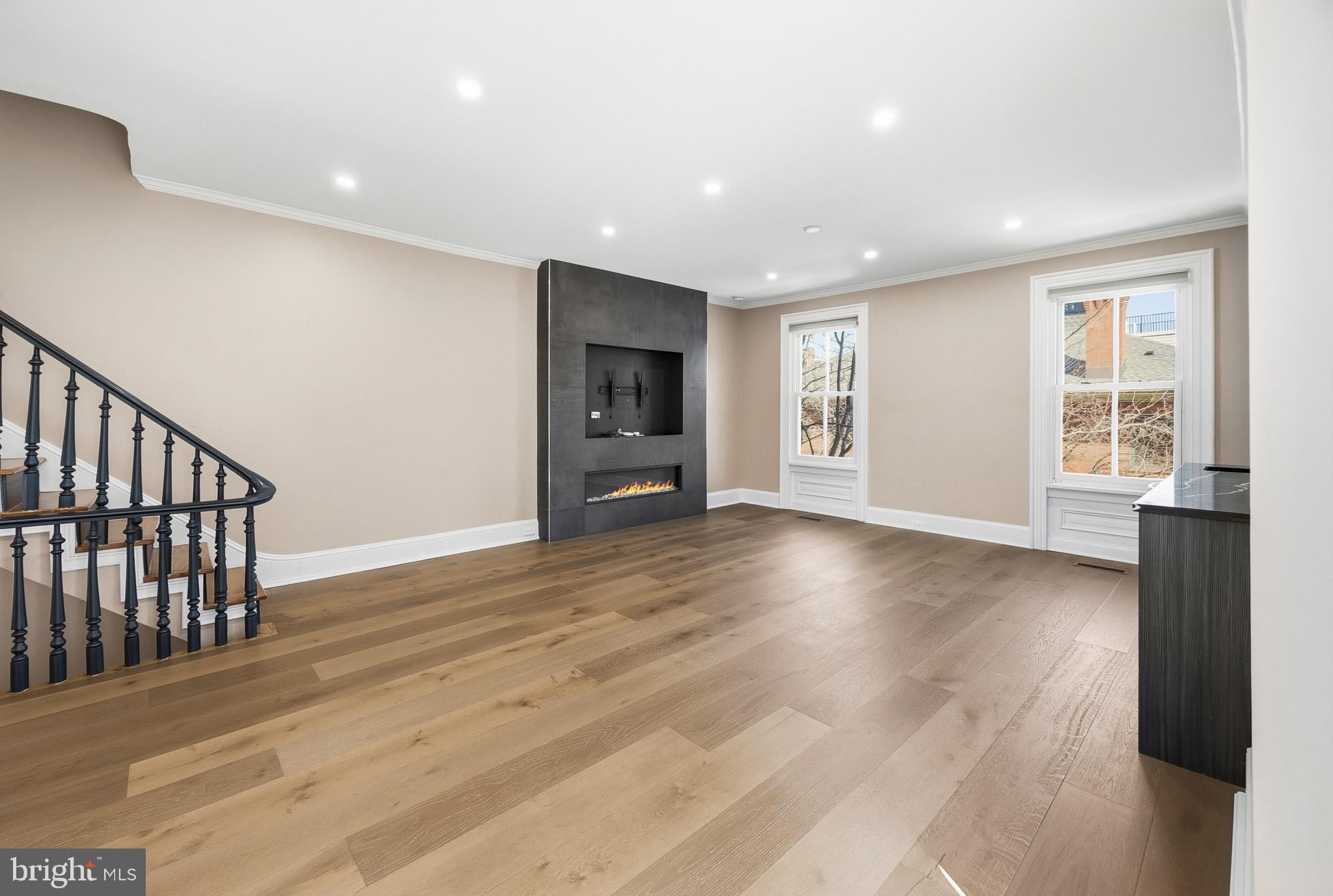 FAIRMOUNT - Residential