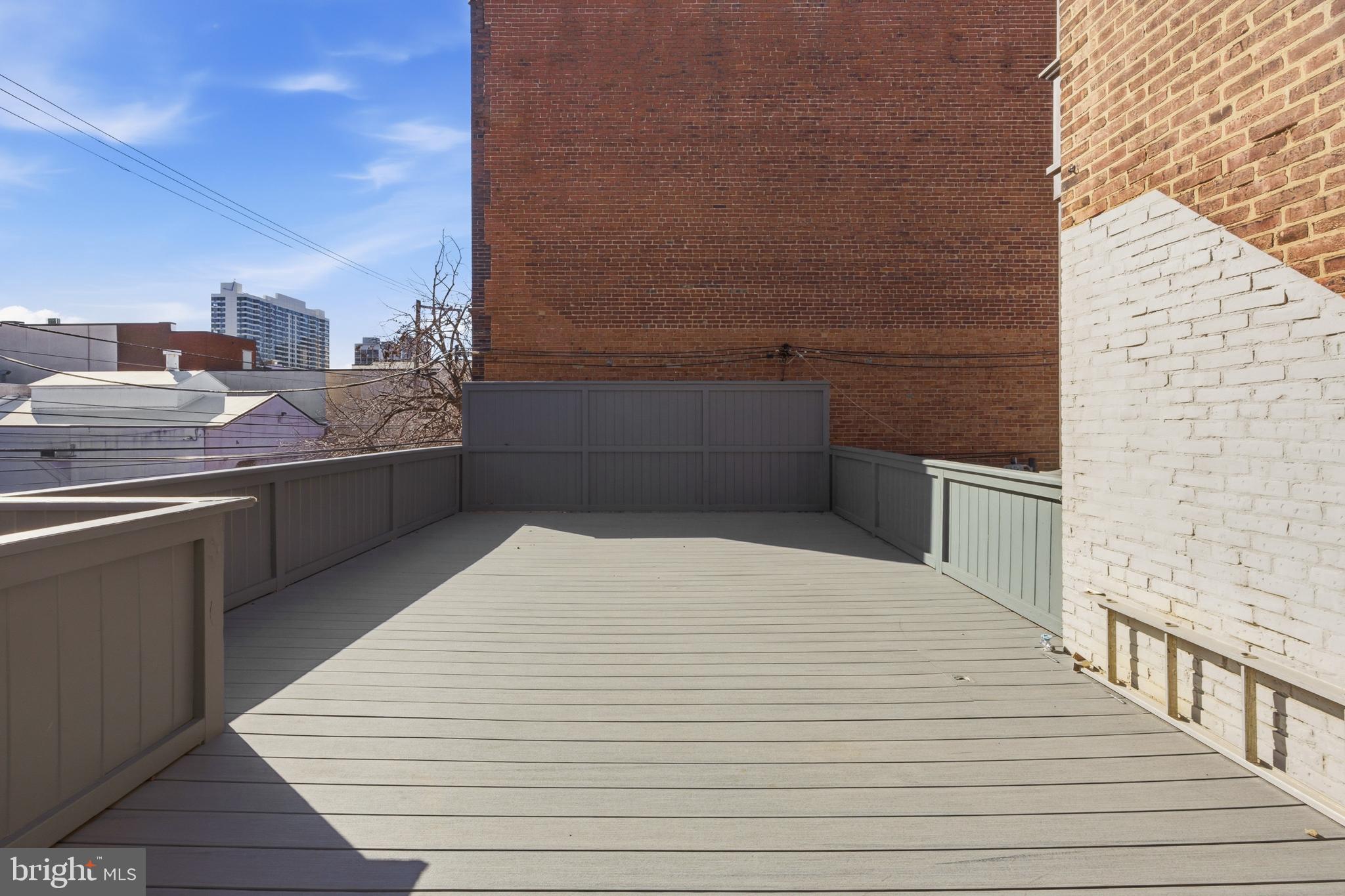 FAIRMOUNT - Residential