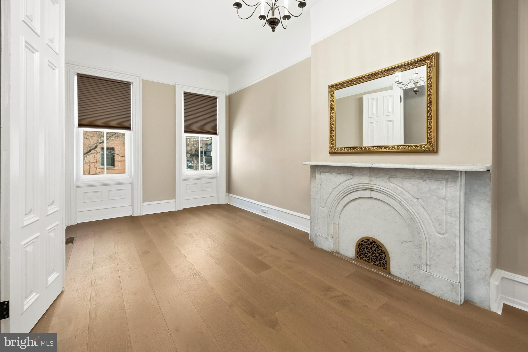 FAIRMOUNT - Residential