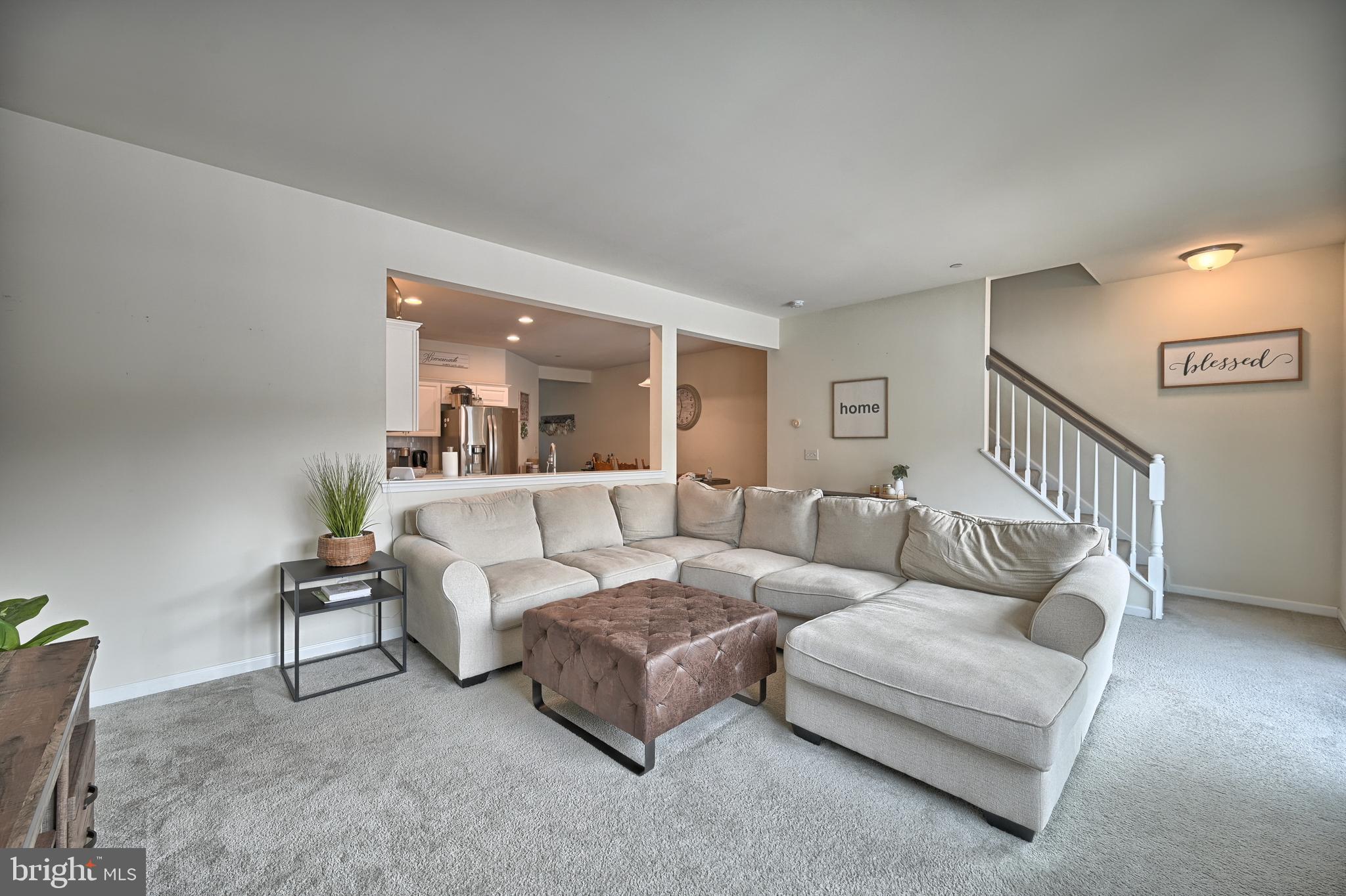 HANBURY COURT AT WINDING HILLS - Residential
