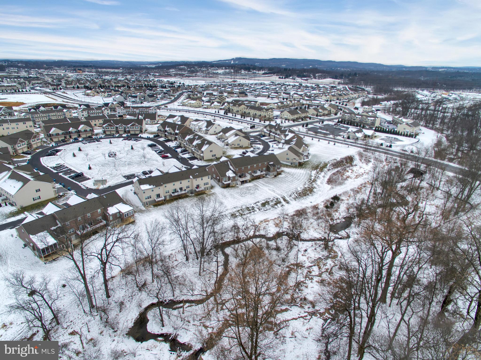 HANBURY COURT AT WINDING HILLS - Residential