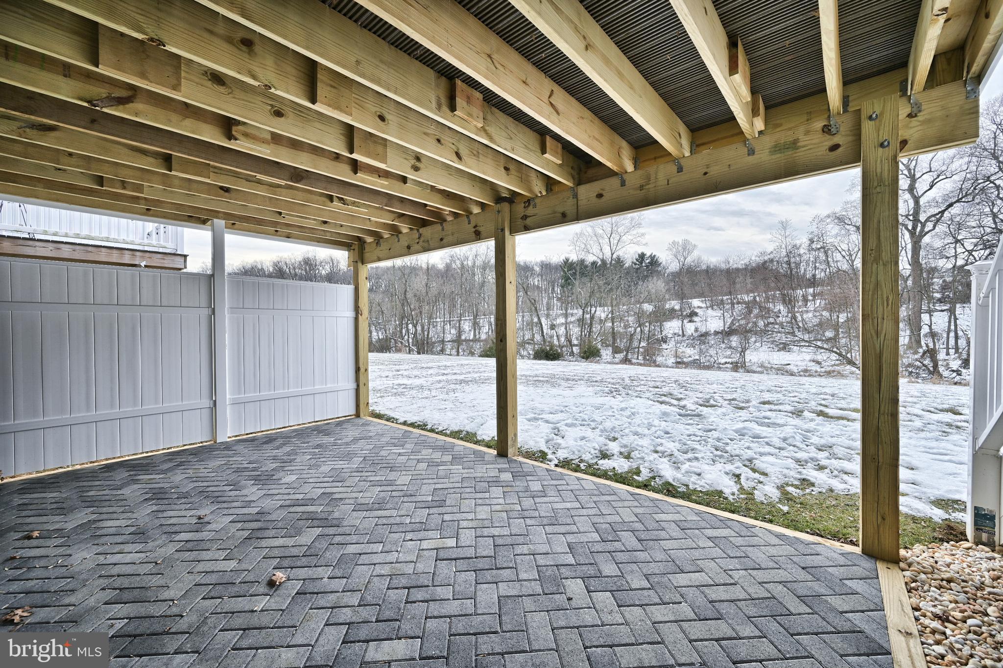 HANBURY COURT AT WINDING HILLS - Residential