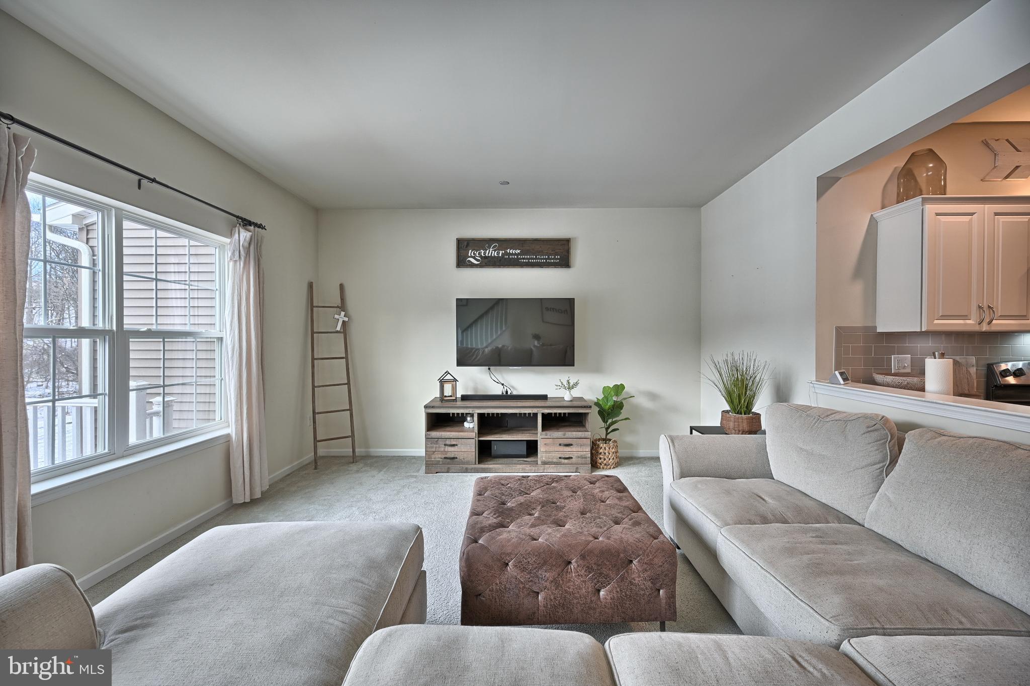 HANBURY COURT AT WINDING HILLS - Residential
