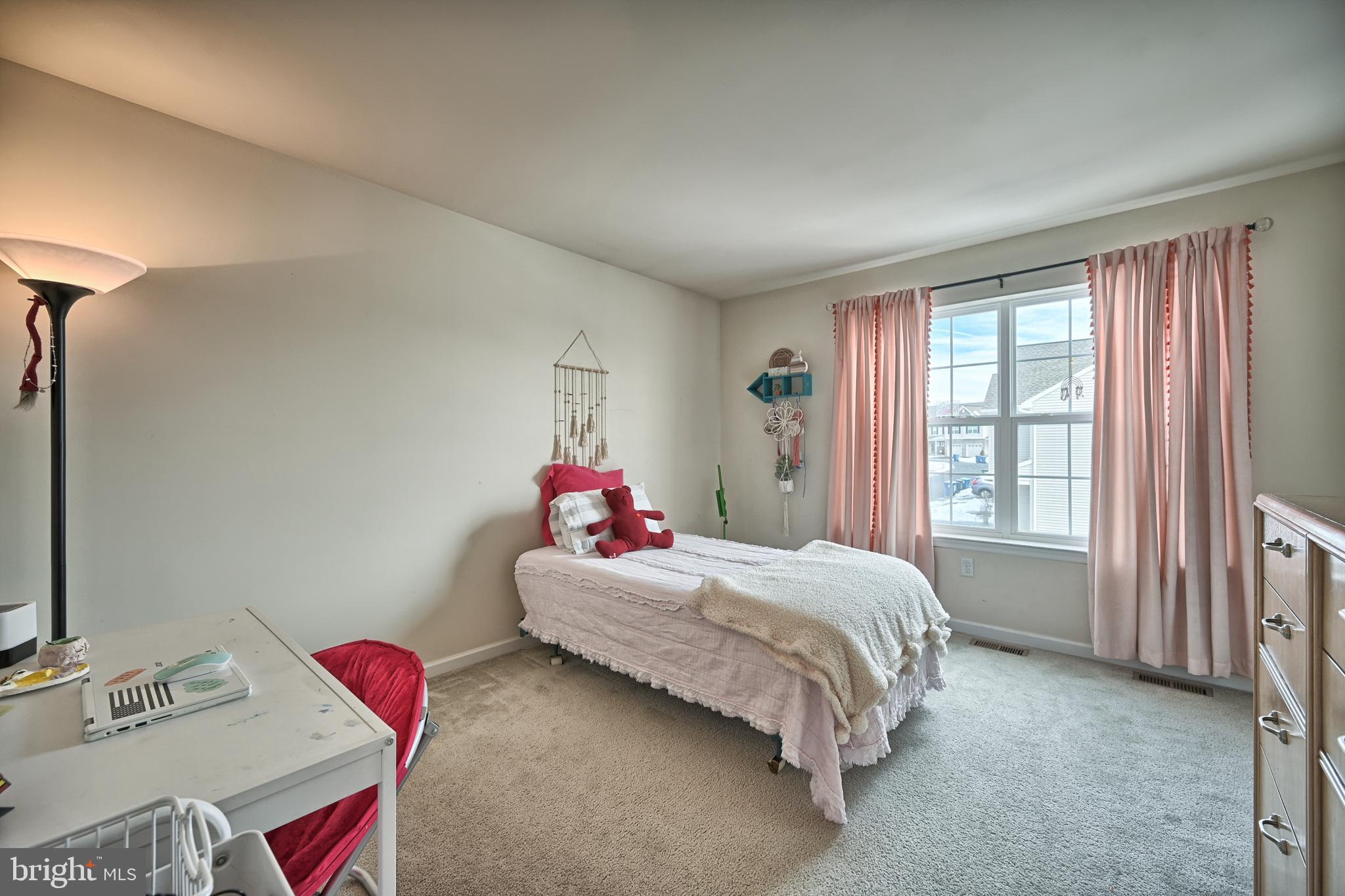 HANBURY COURT AT WINDING HILLS - Residential