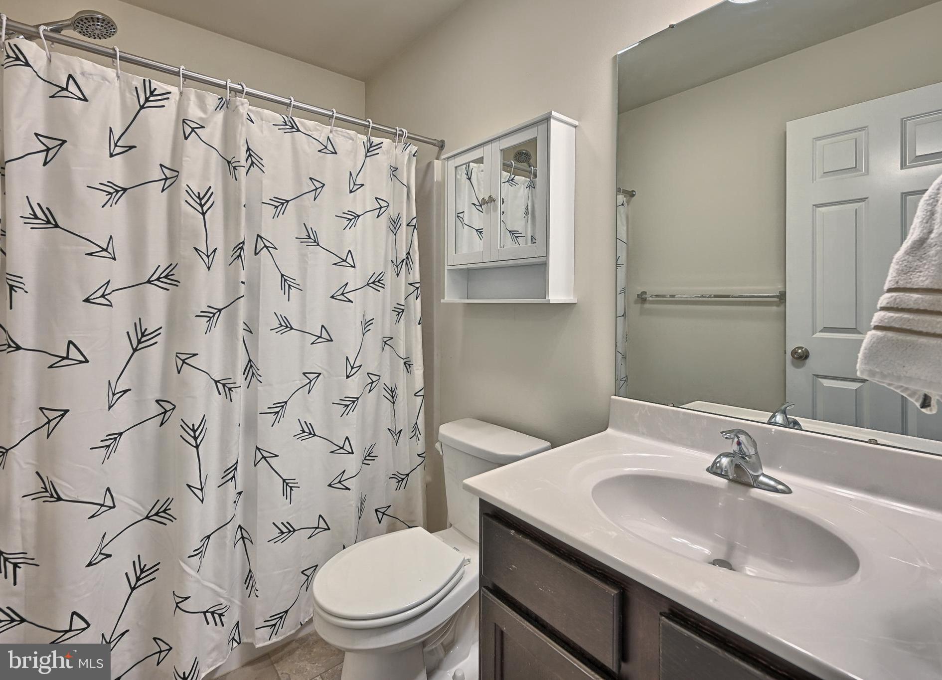 HANBURY COURT AT WINDING HILLS - Residential