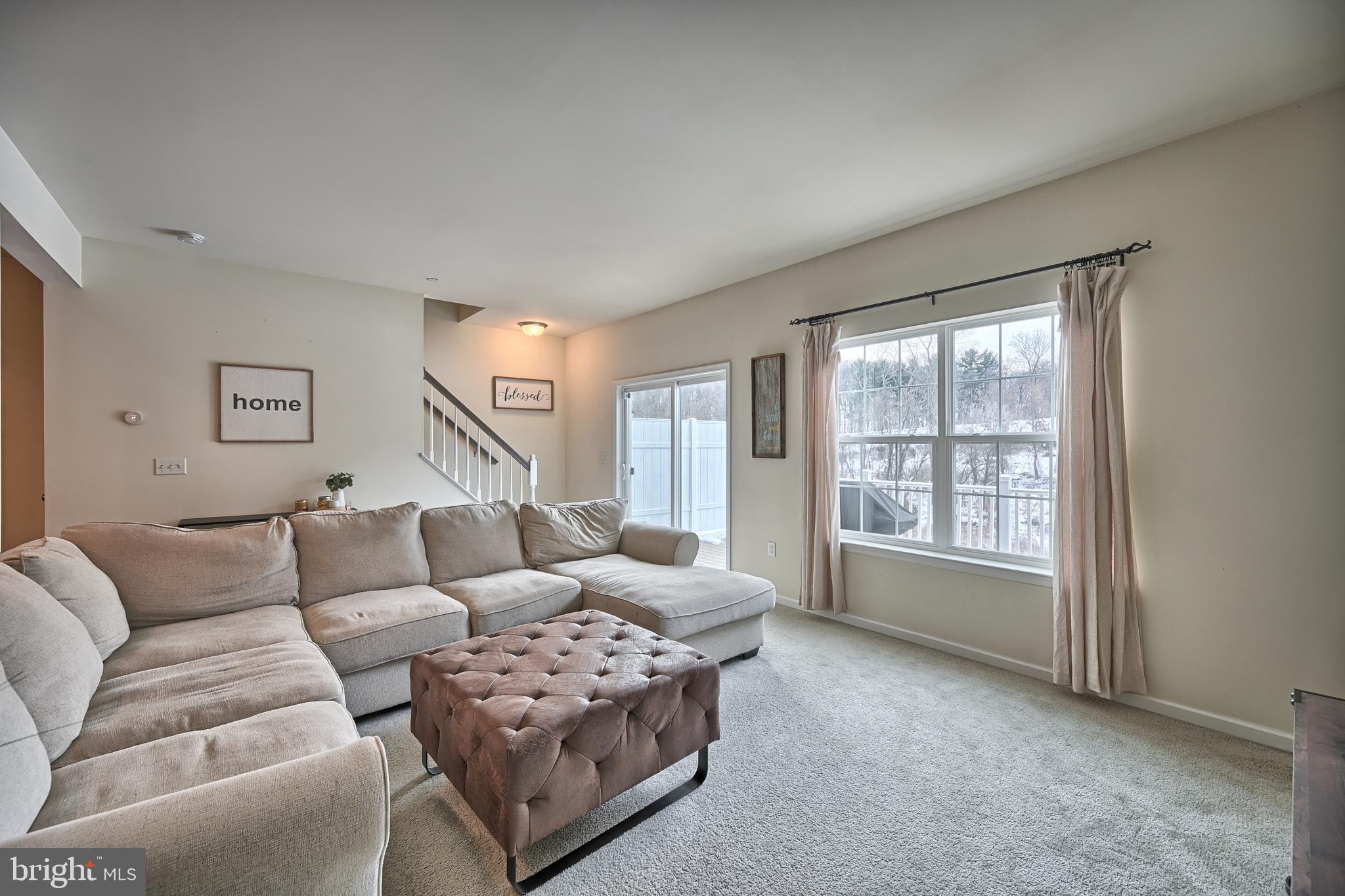 HANBURY COURT AT WINDING HILLS - Residential