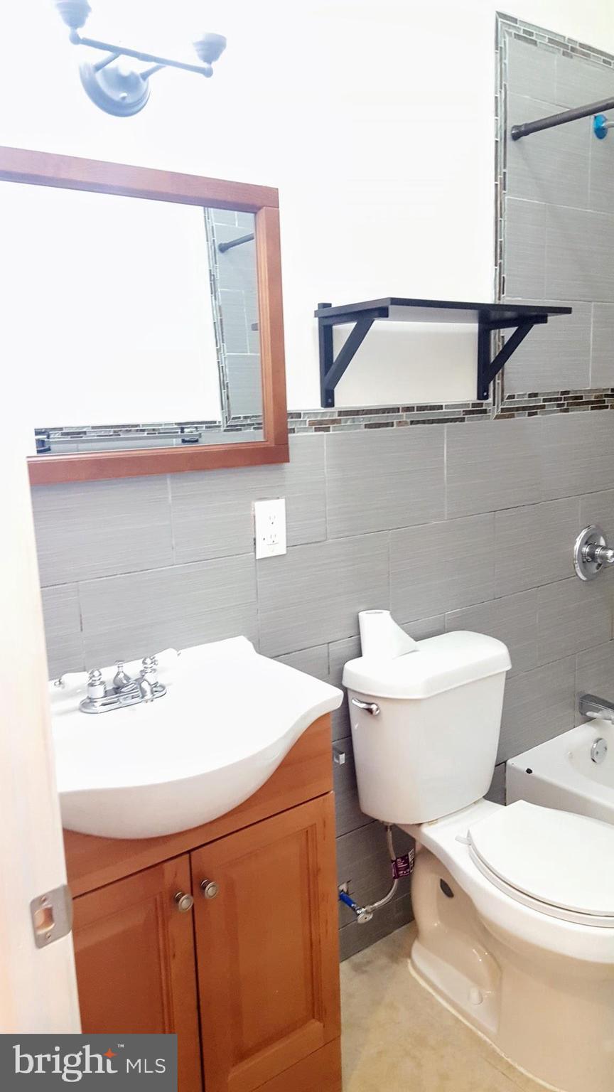 FRANCISVILLE - Residential Lease