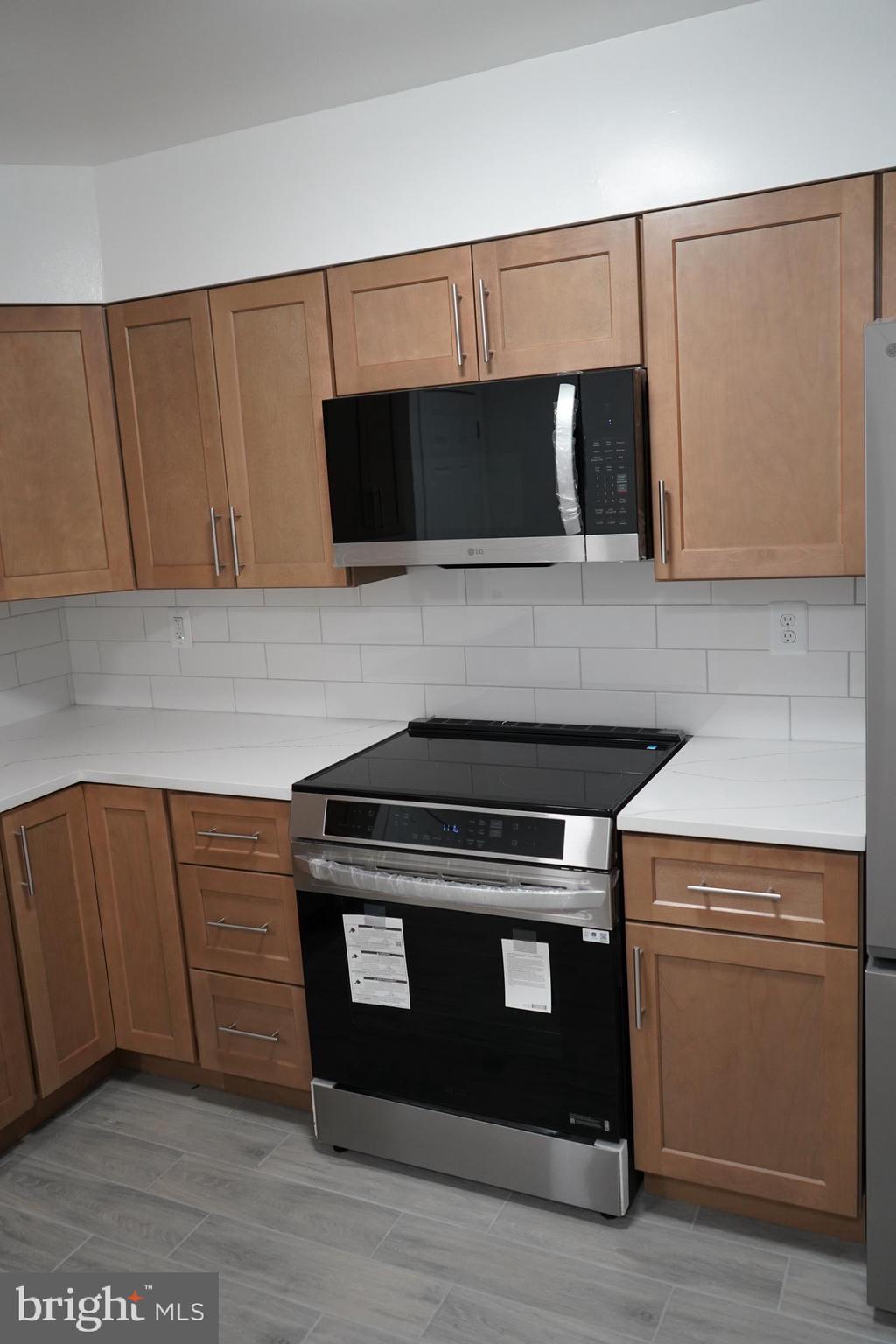 WASHINGTON VILLAGE - Residential