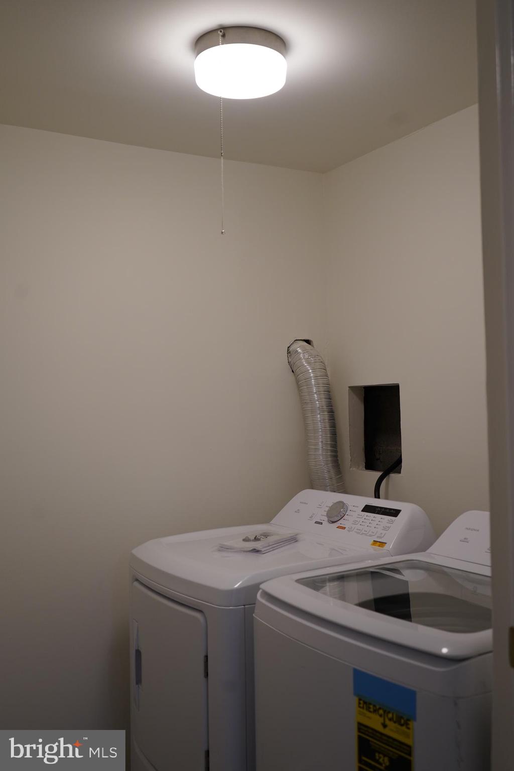 WASHINGTON VILLAGE - Residential