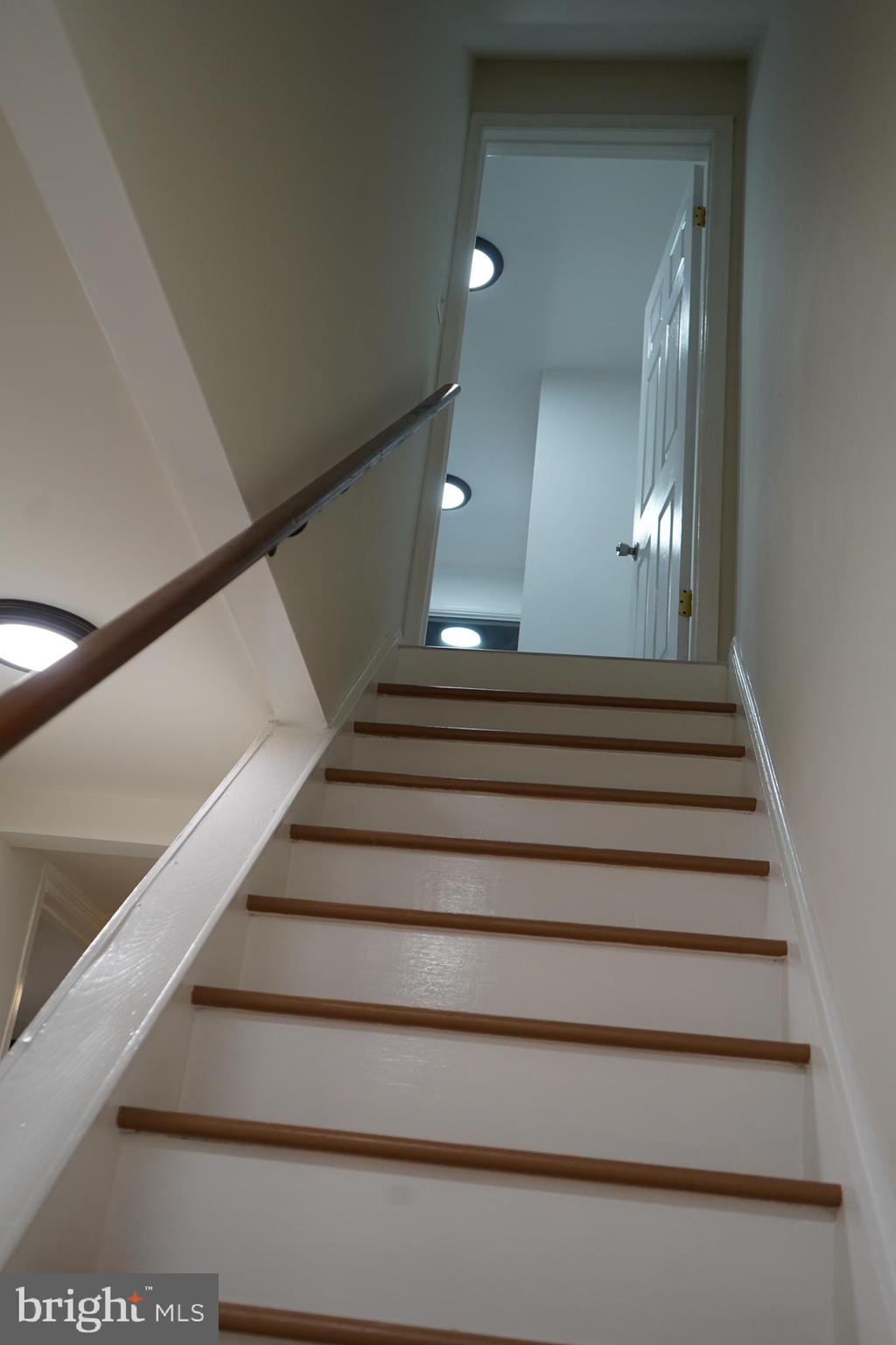 WASHINGTON VILLAGE - Residential