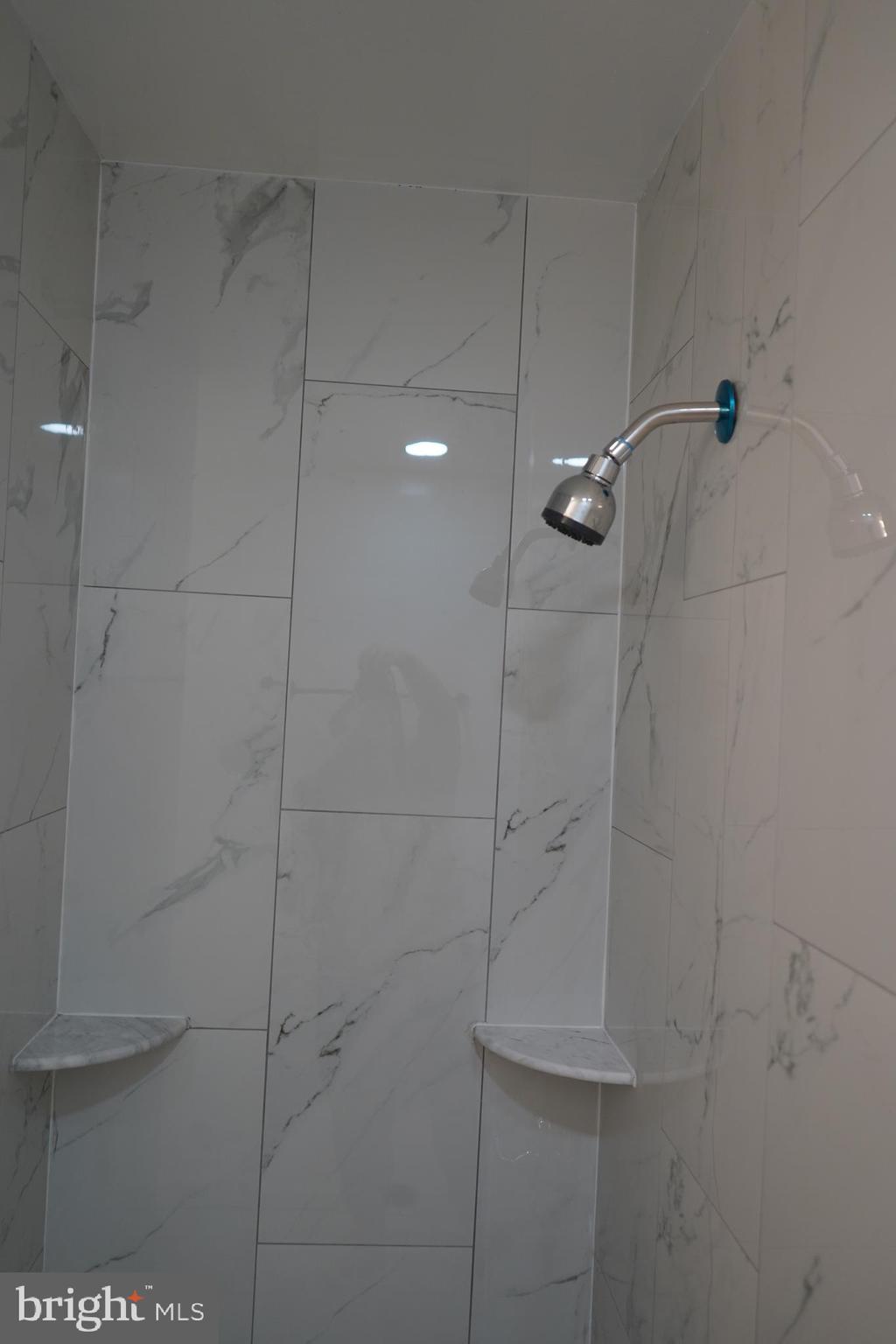 WASHINGTON VILLAGE - Residential