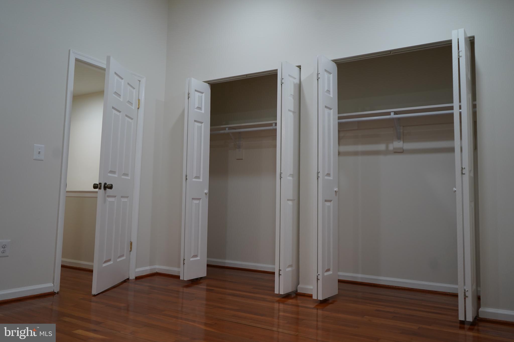 WASHINGTON VILLAGE - Residential