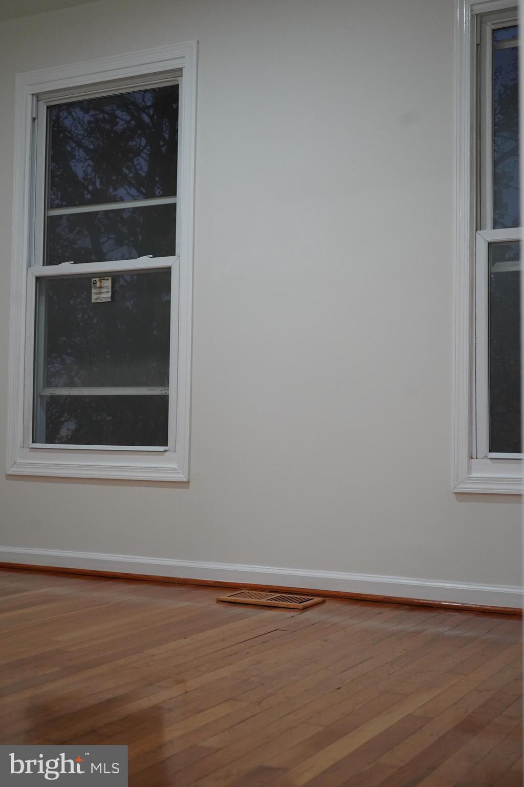 WASHINGTON VILLAGE - Residential