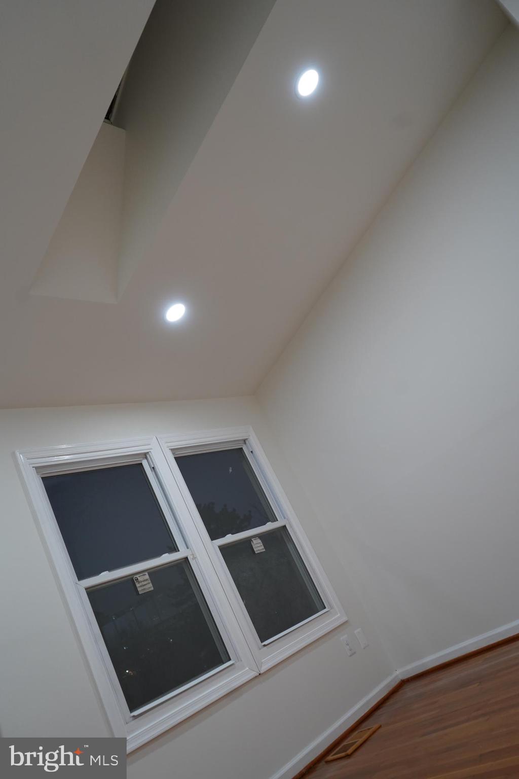 WASHINGTON VILLAGE - Residential