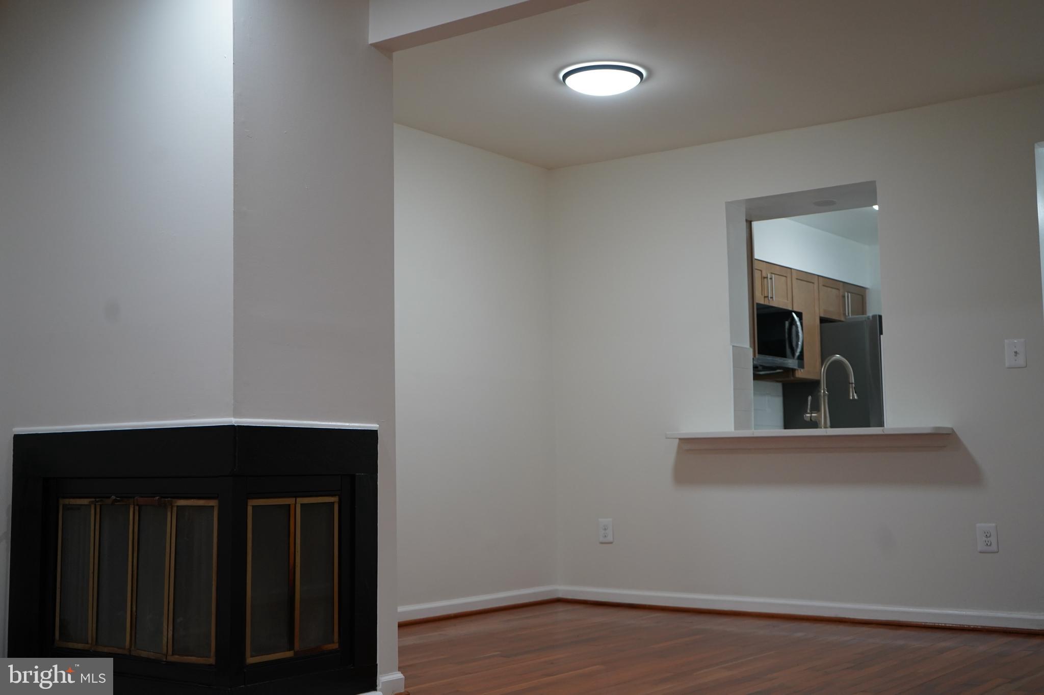 WASHINGTON VILLAGE - Residential