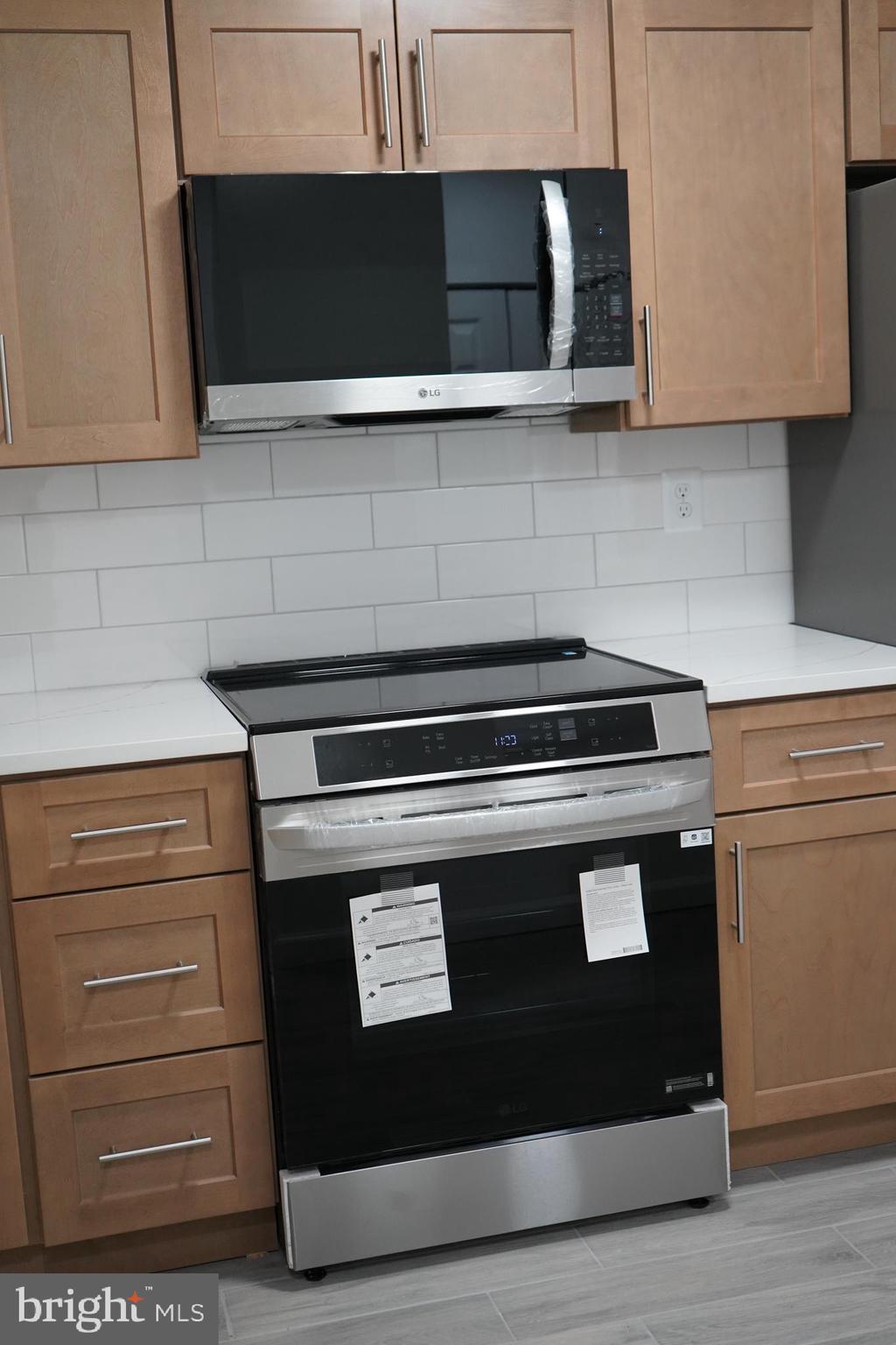 WASHINGTON VILLAGE - Residential