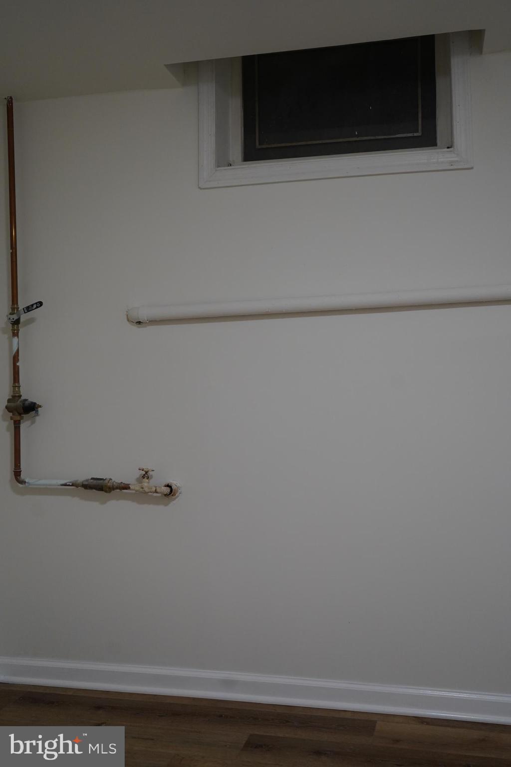 WASHINGTON VILLAGE - Residential