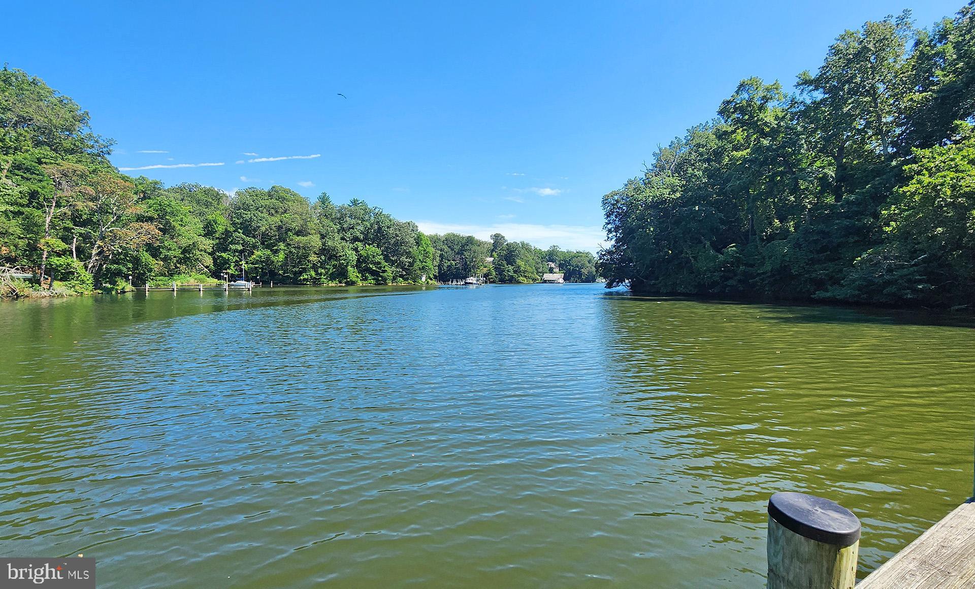 RIVA TRACE/SPRING PLACE - Residential