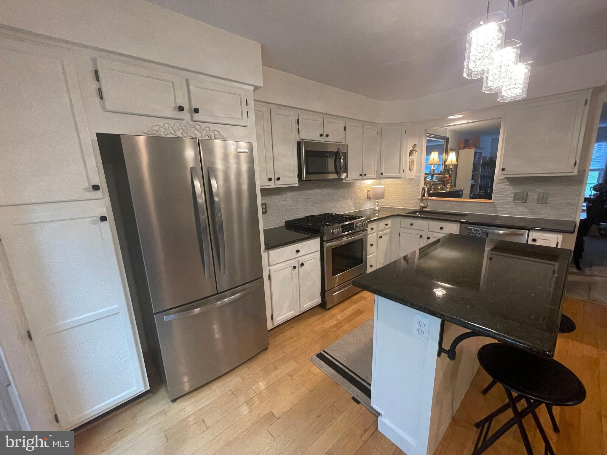 RIVA TRACE/SPRING PLACE - Residential