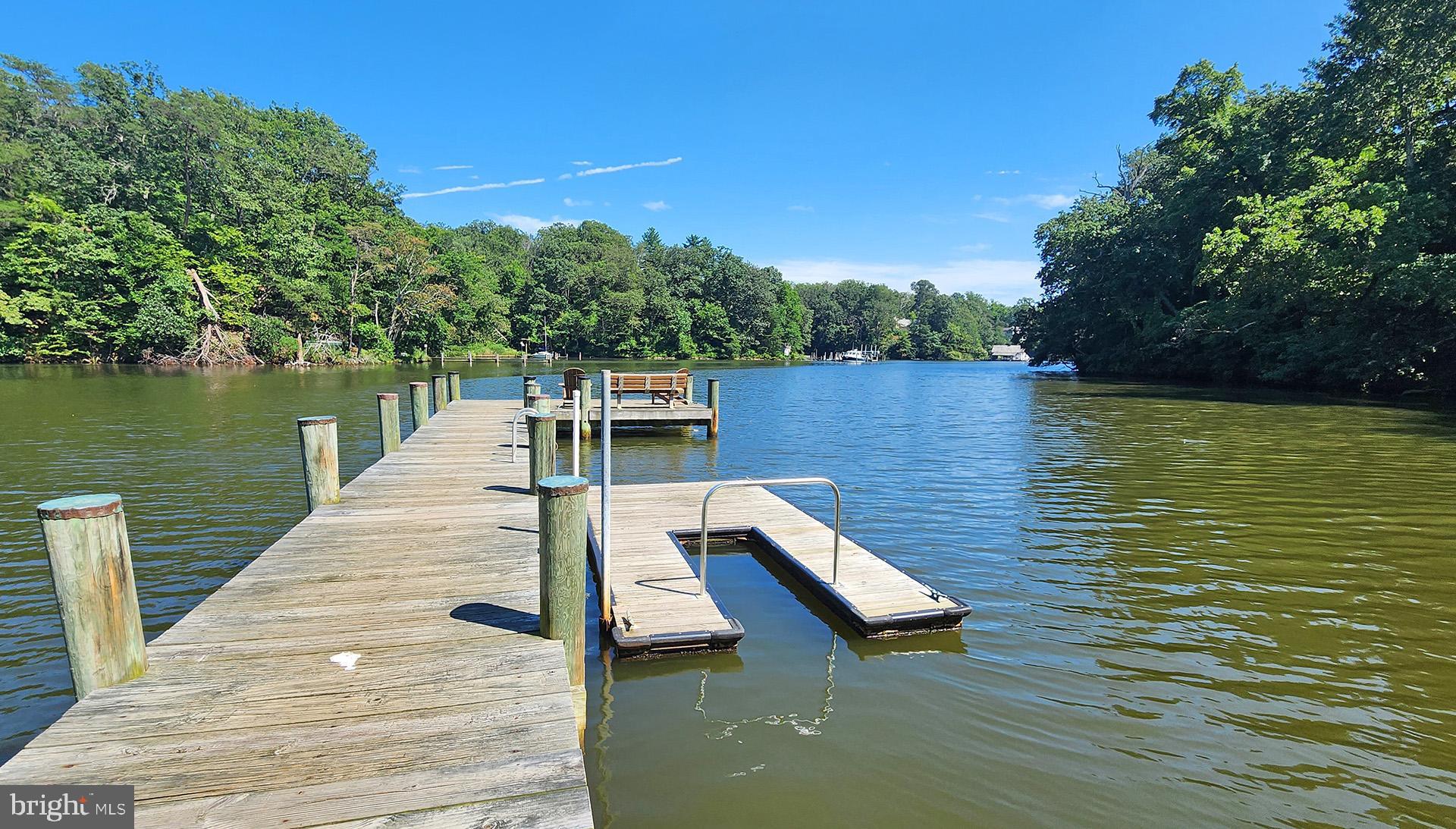 RIVA TRACE/SPRING PLACE - Residential