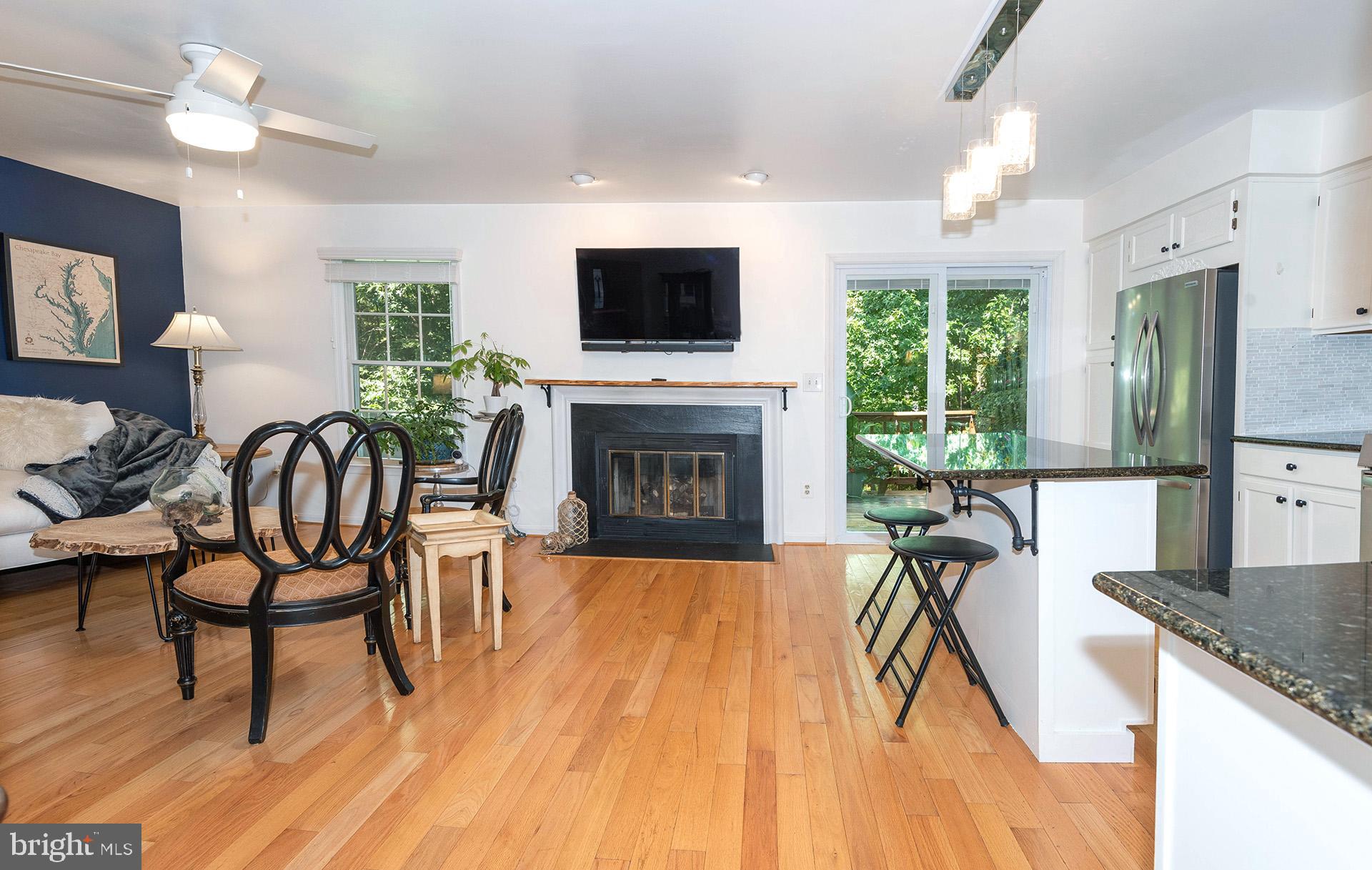 RIVA TRACE/SPRING PLACE - Residential