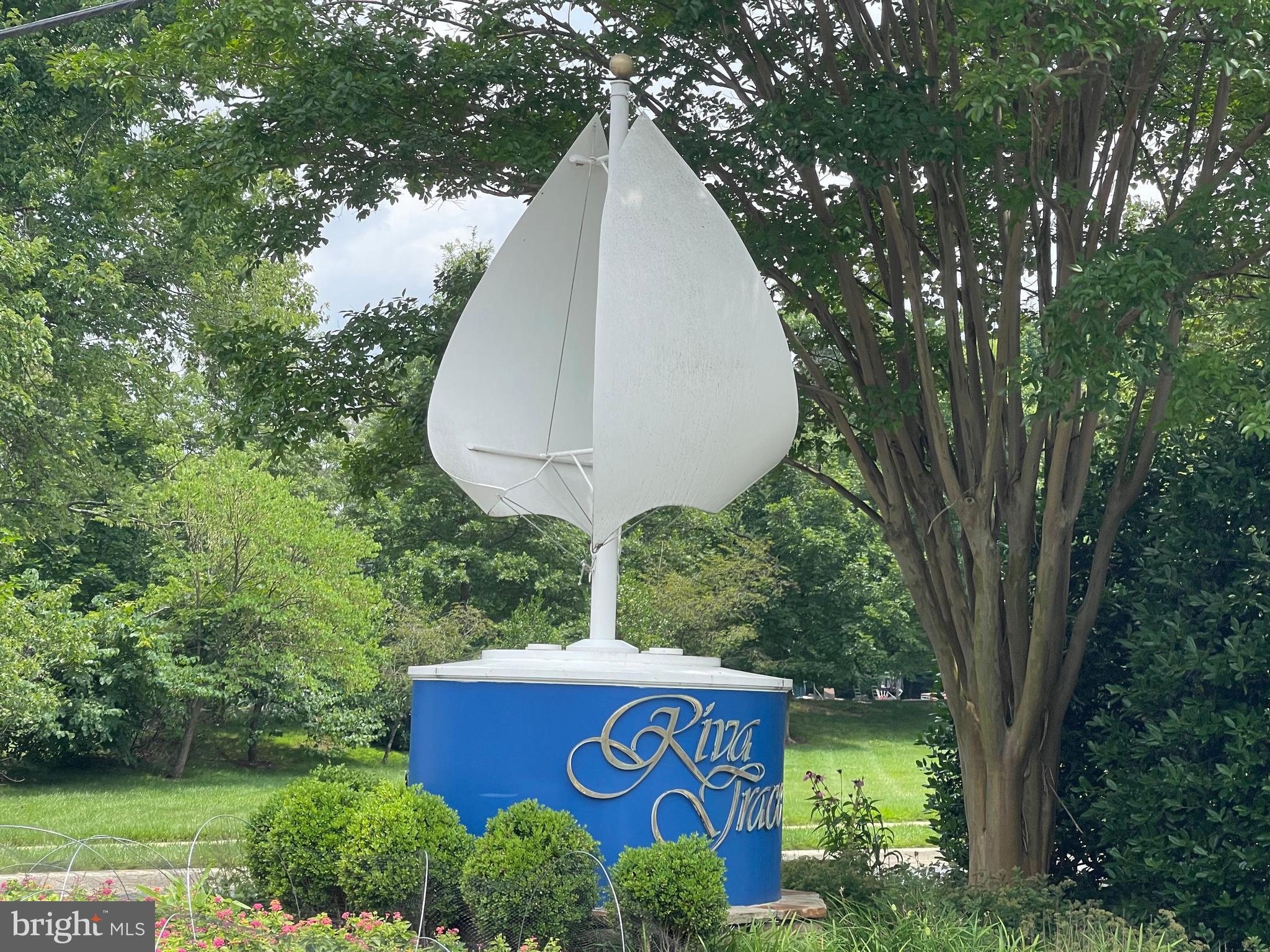 RIVA TRACE/SPRING PLACE - Residential