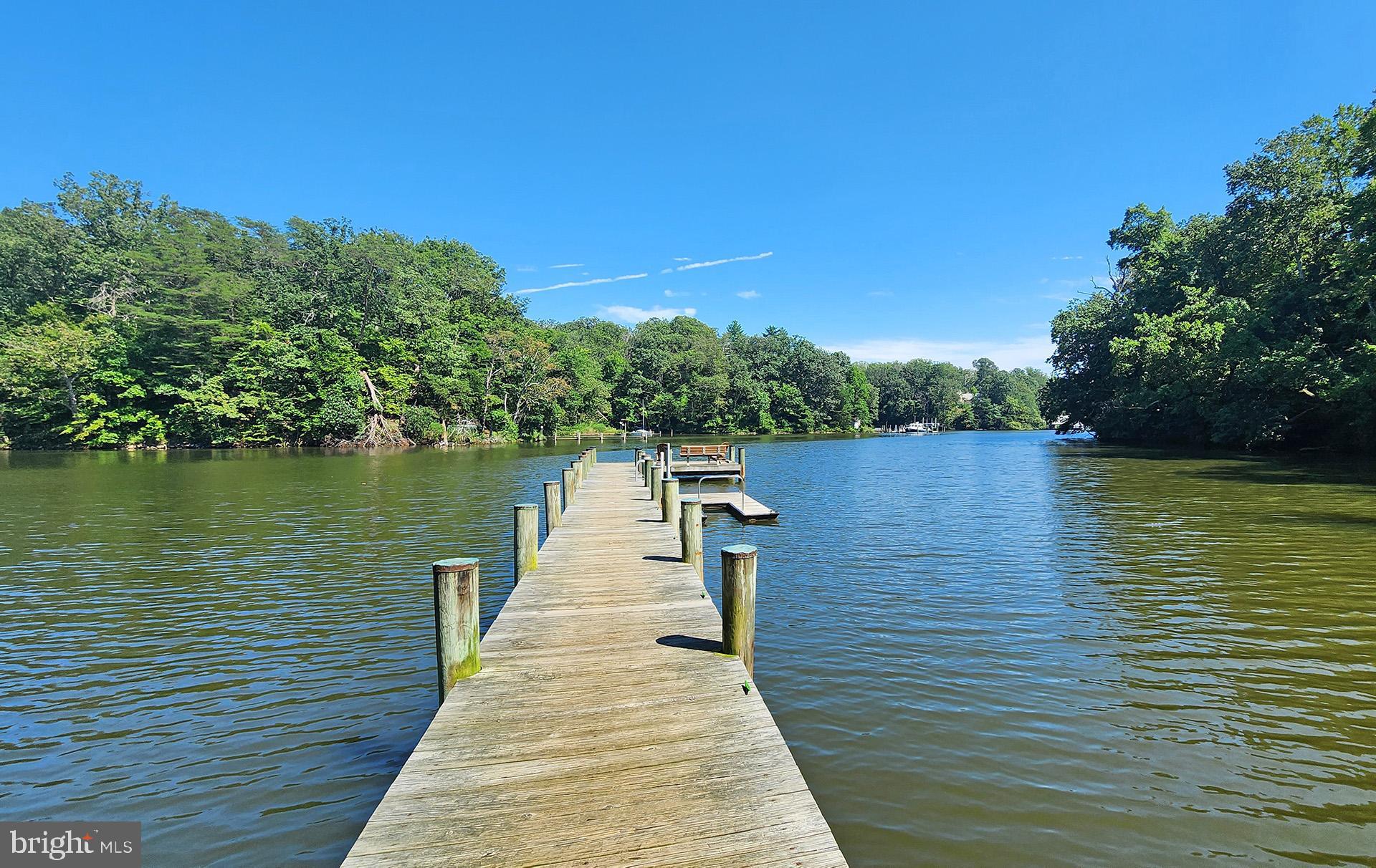 RIVA TRACE/SPRING PLACE - Residential