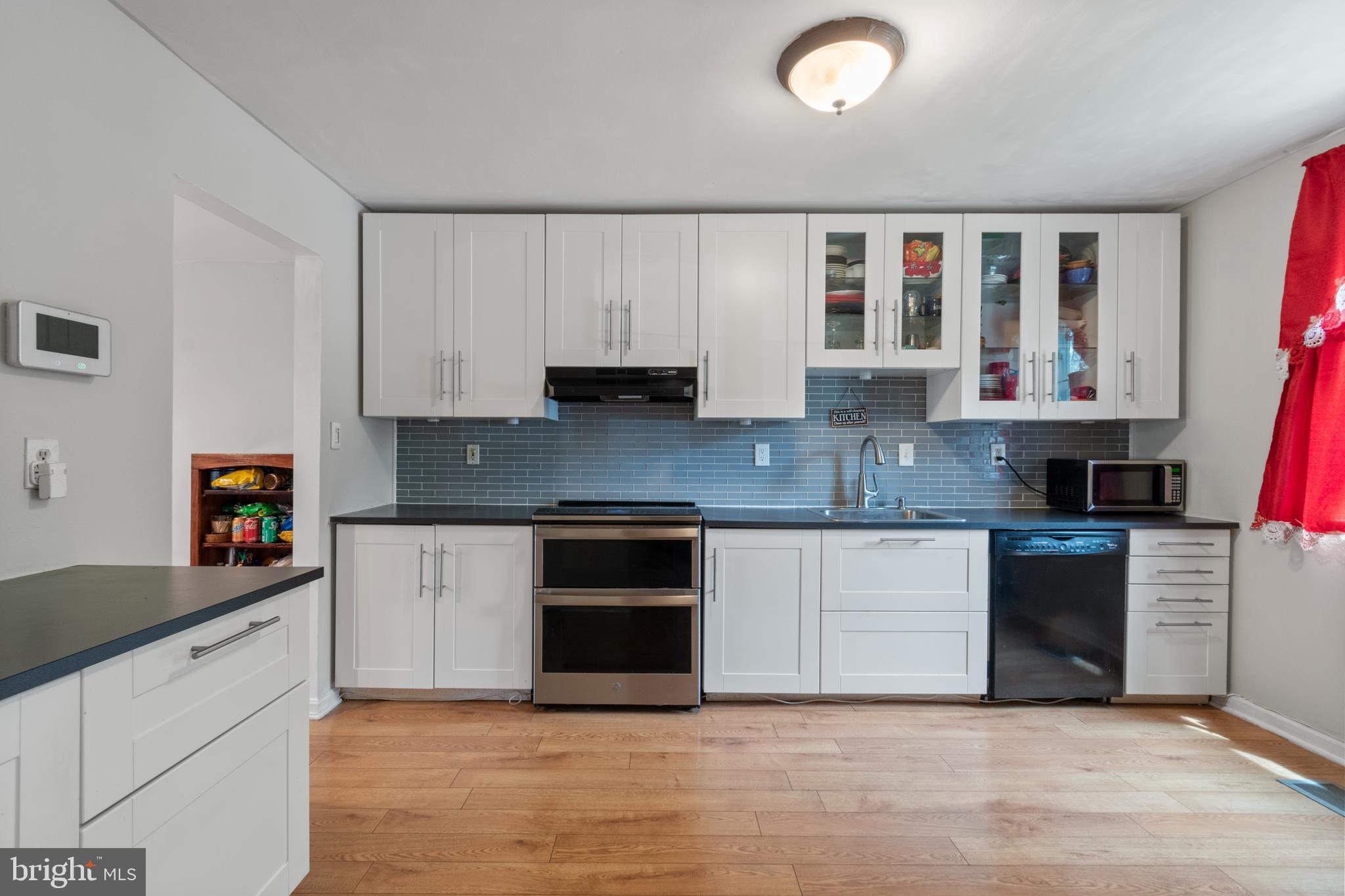 CHURCHILL TOWN SECTOR - Residential