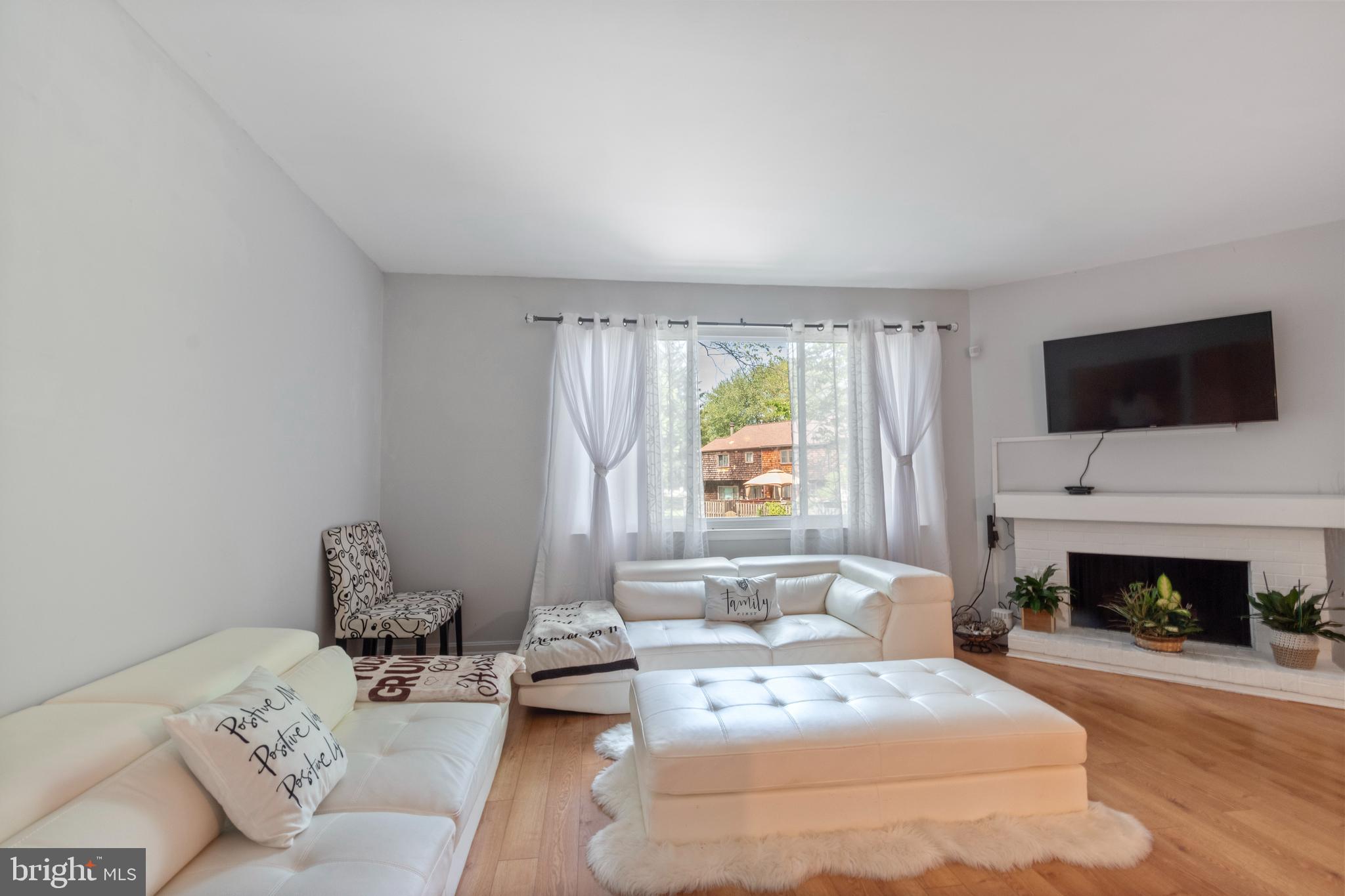 CHURCHILL TOWN SECTOR - Residential