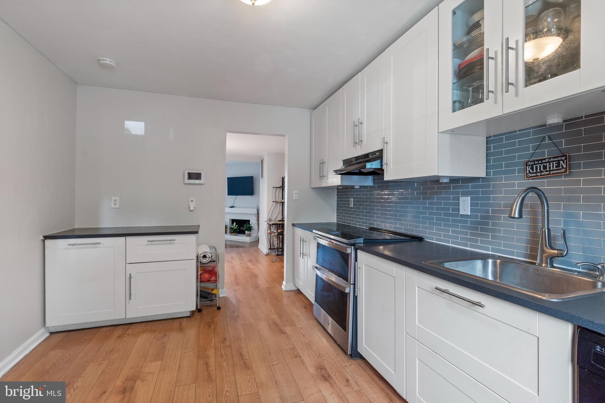 CHURCHILL TOWN SECTOR - Residential