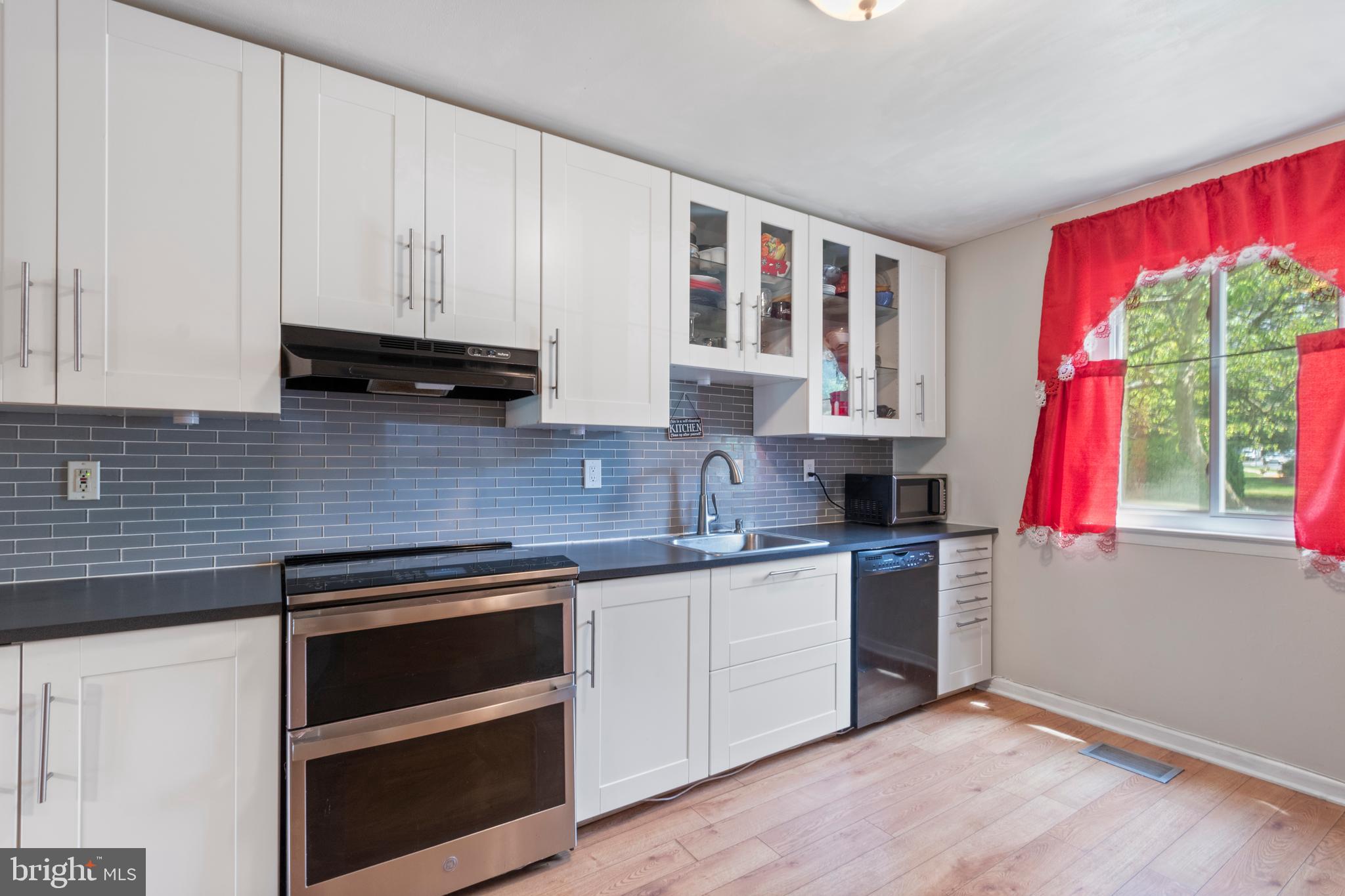 CHURCHILL TOWN SECTOR - Residential