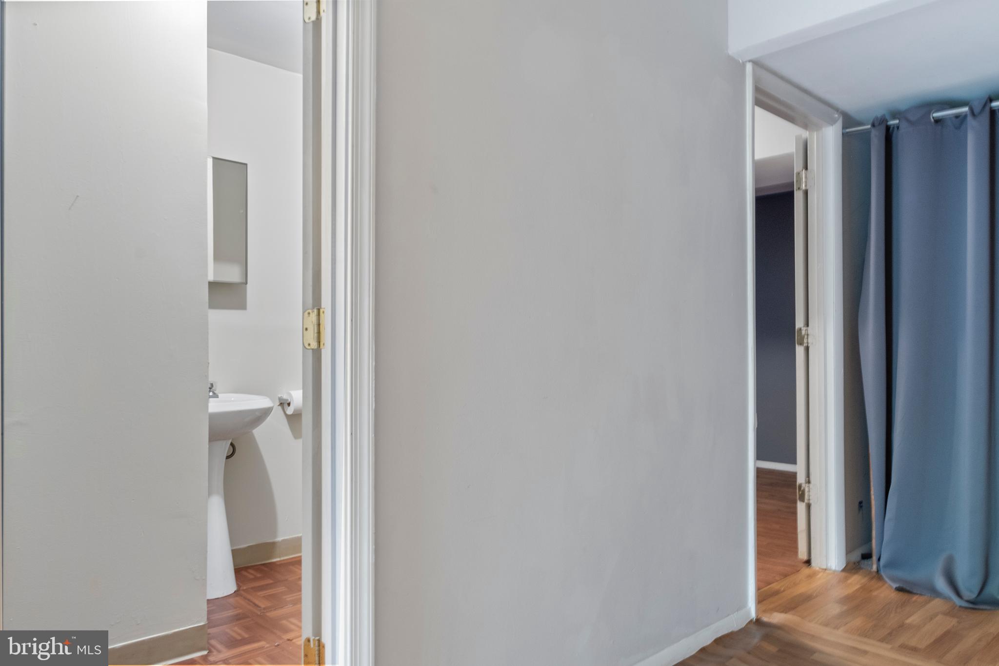 CHURCHILL TOWN SECTOR - Residential