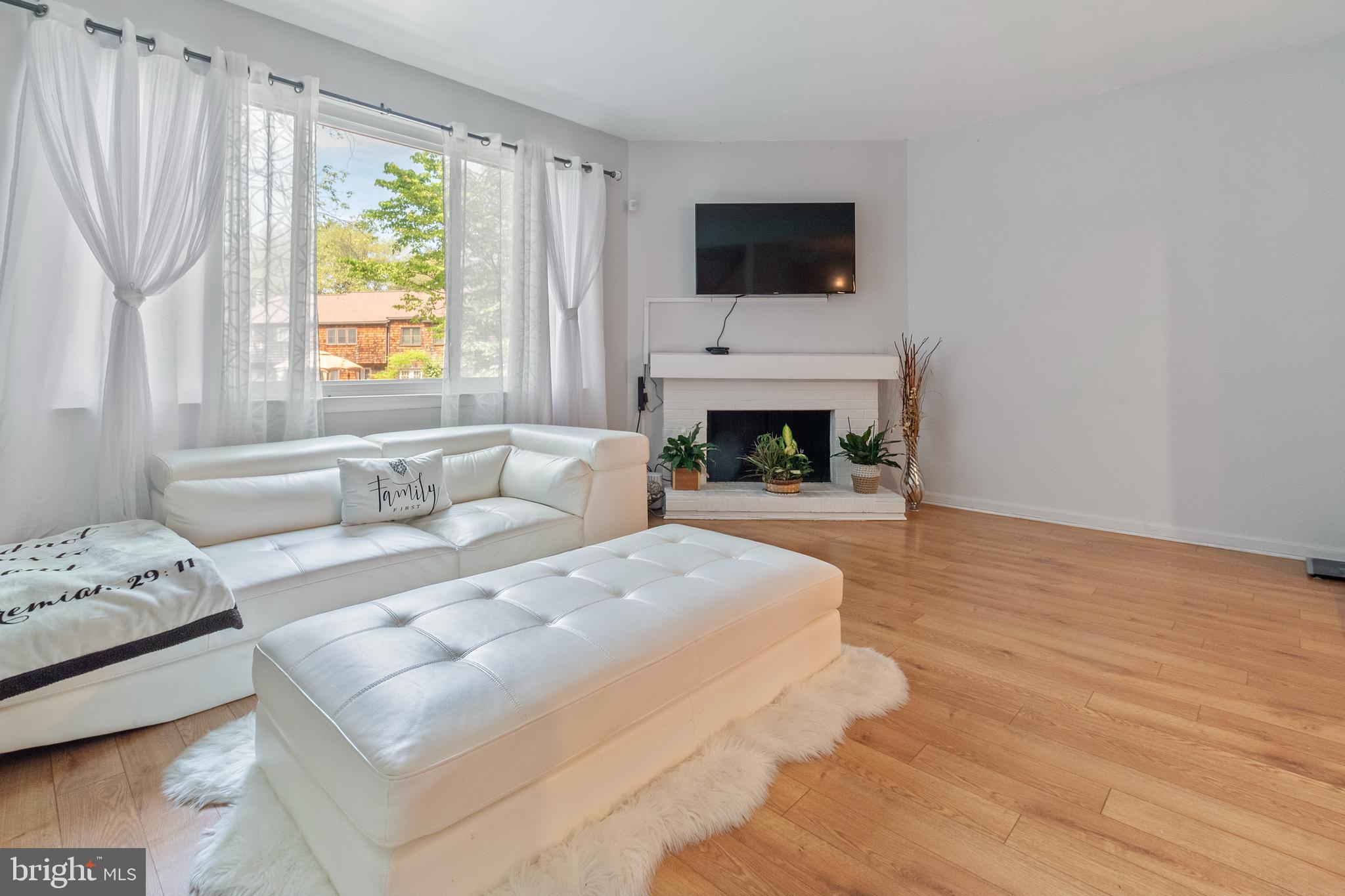 CHURCHILL TOWN SECTOR - Residential