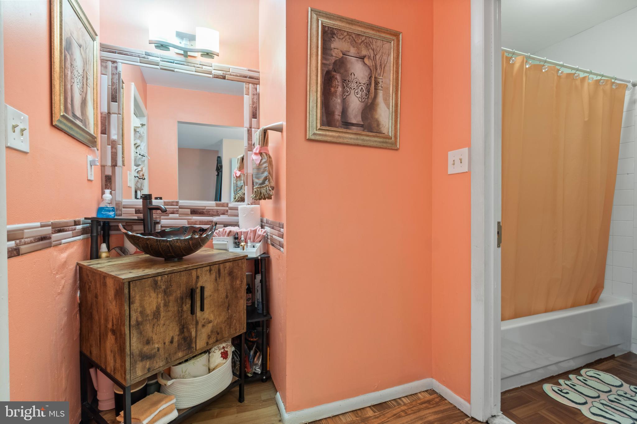 CHURCHILL TOWN SECTOR - Residential