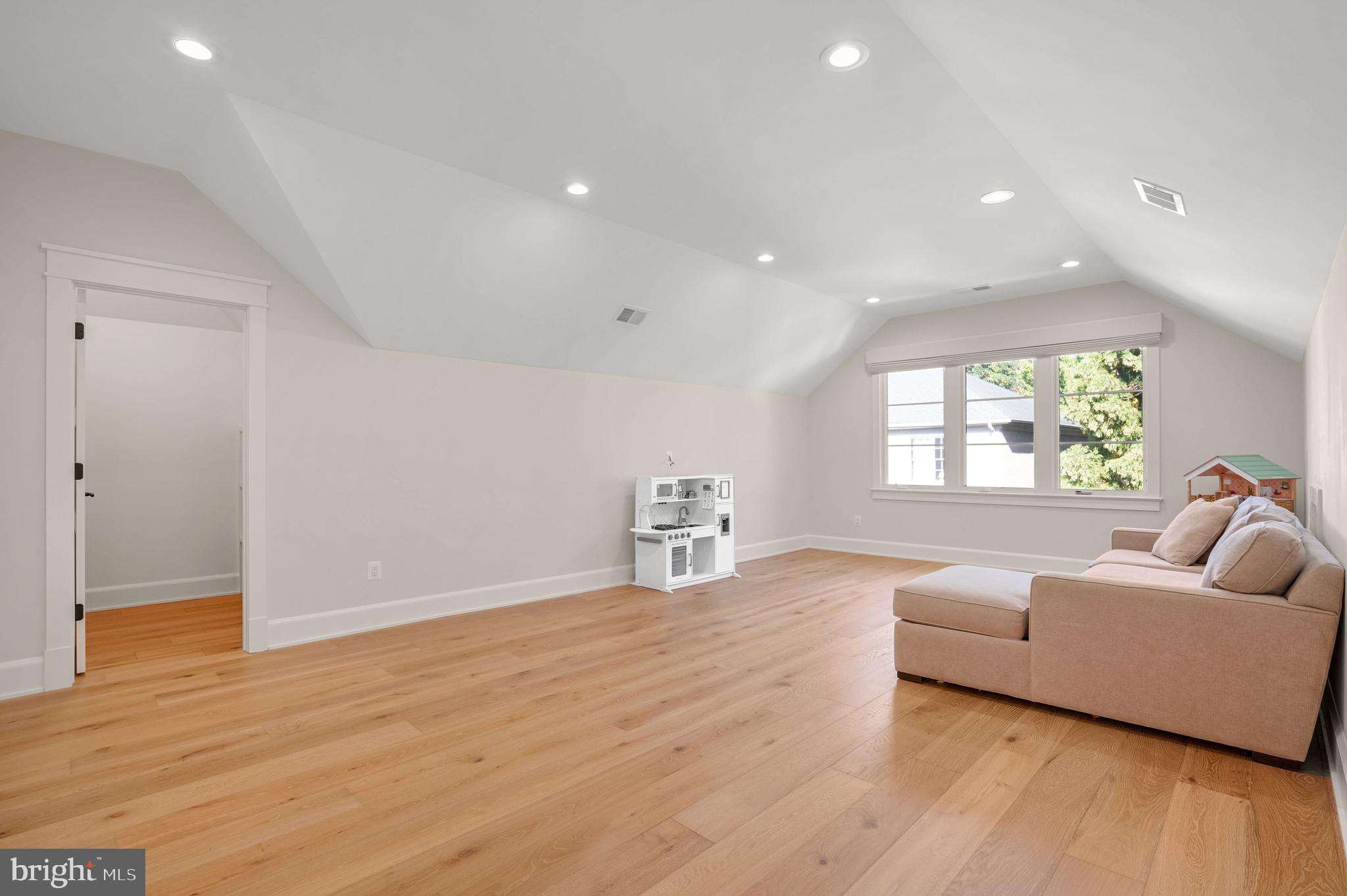 CHERRYDALE - Residential