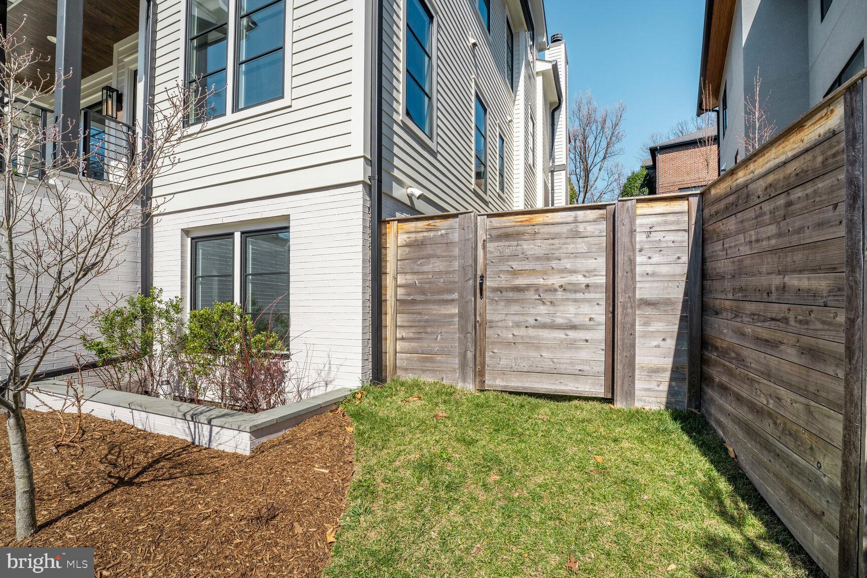 CHERRYDALE - Residential