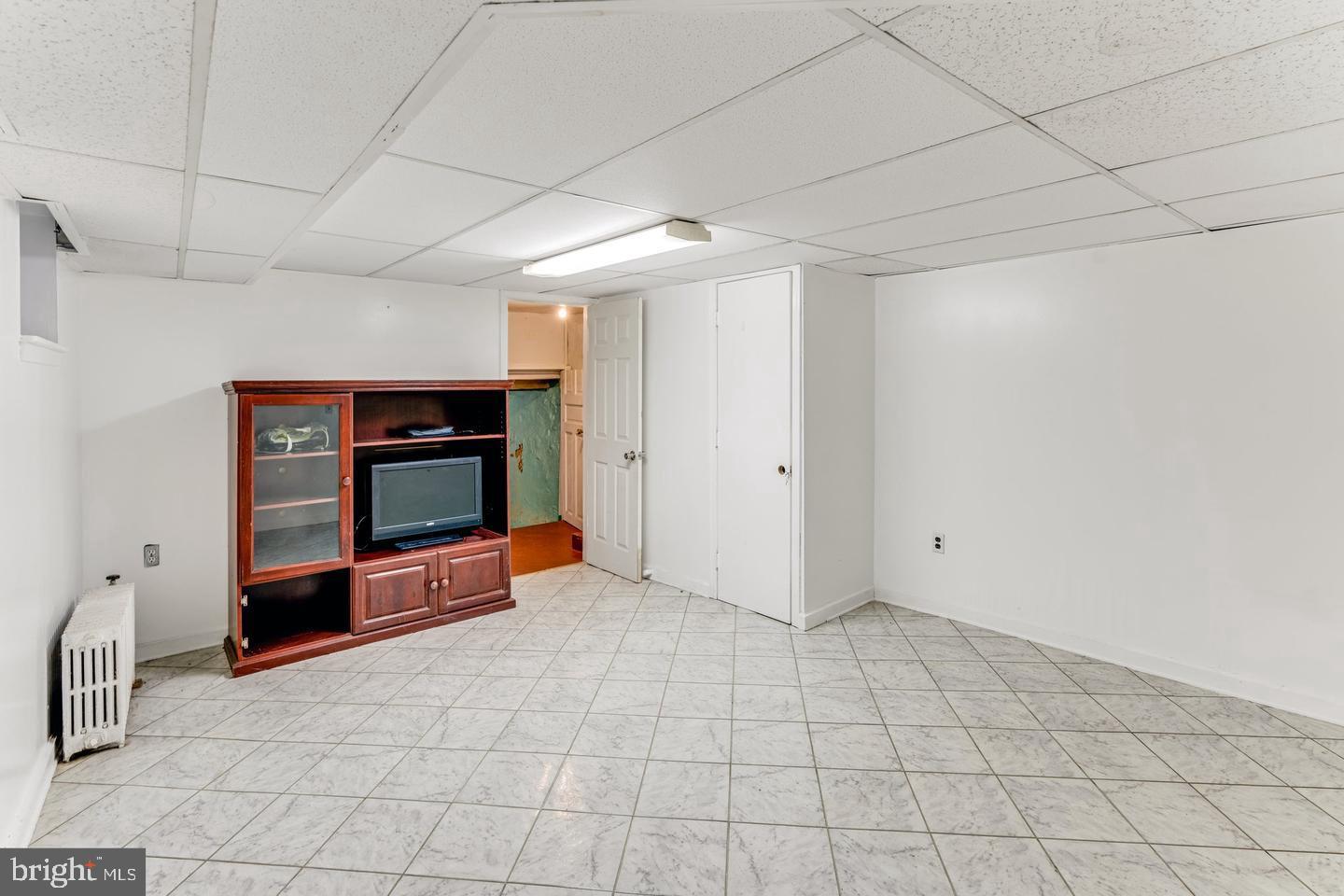 WISSINOMING - Commercial Sale