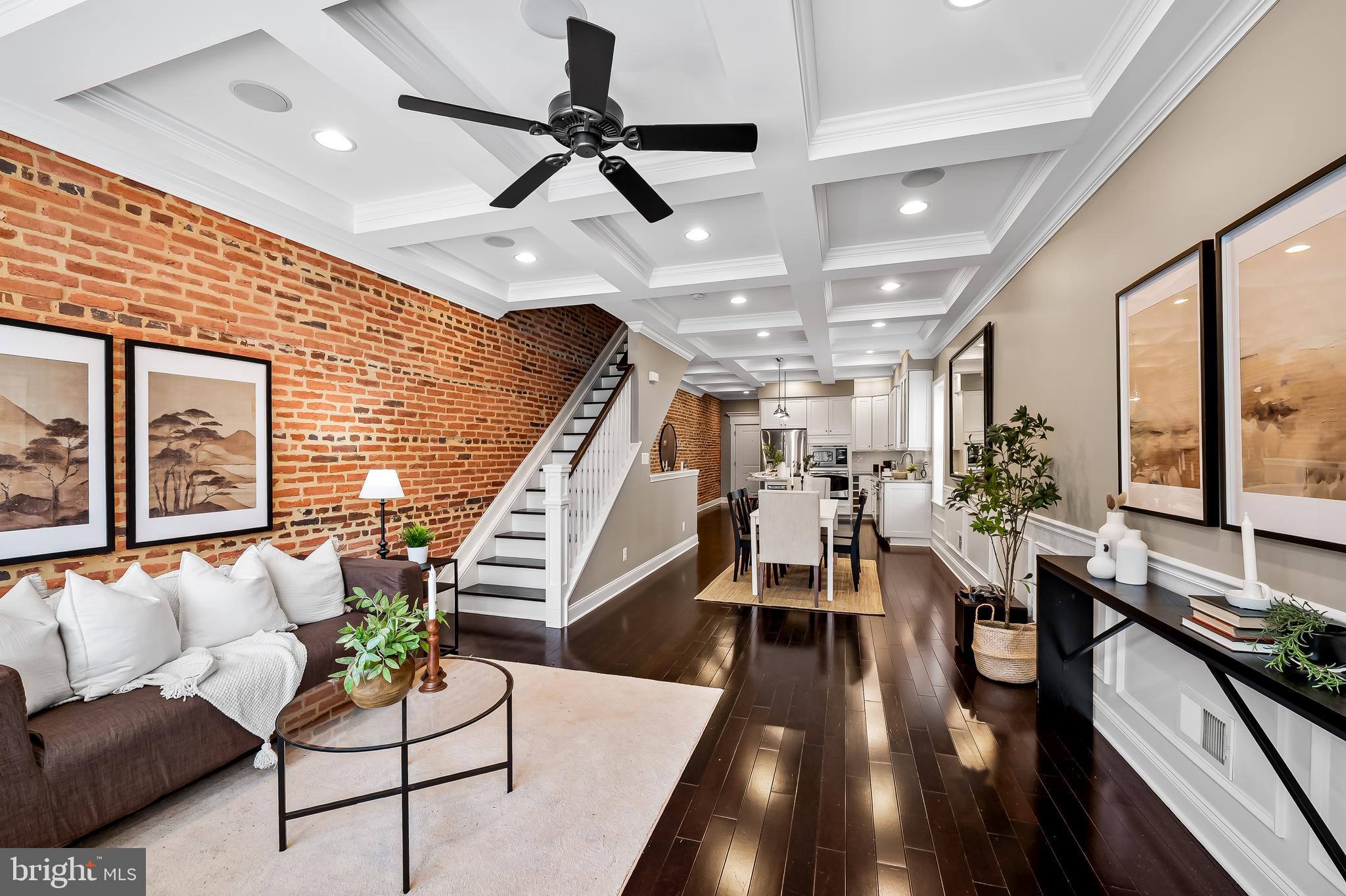 2524 FLEET STREET