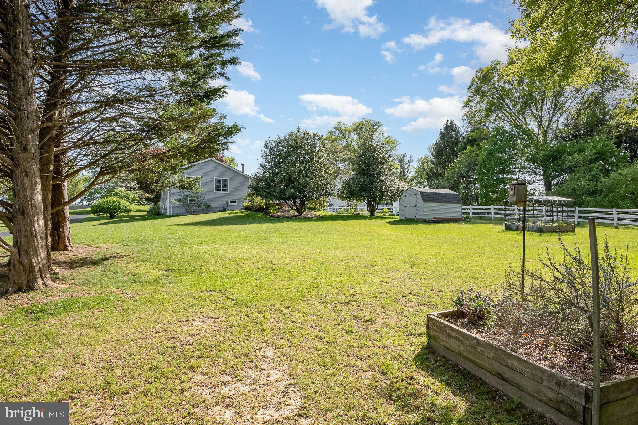 106 DENNIS DRIVE